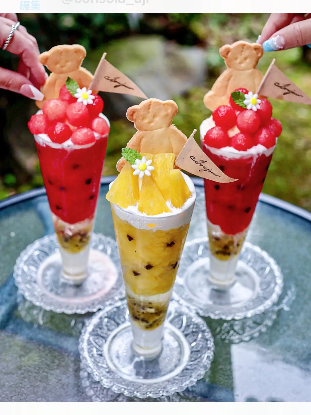 レジン♢いちごパフェとドリンクセット 荒かっ
