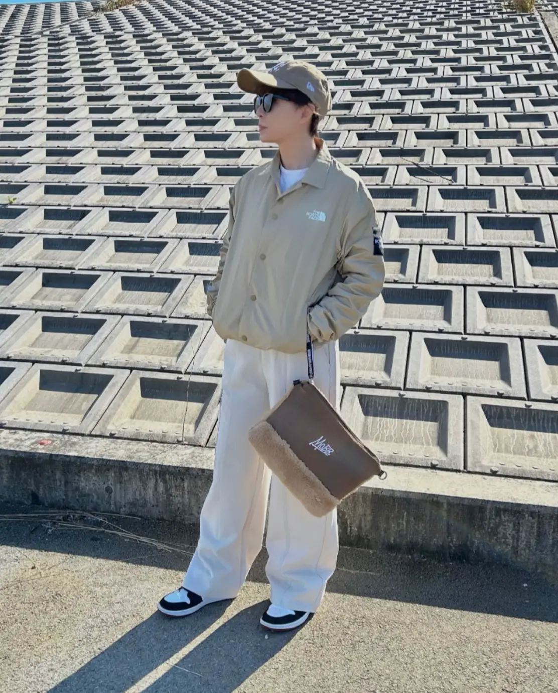 MAHF_SUPPLY プレーンコーチジャケット、ワイドビブパン(コーデュロイ) MAHF_SUPPLY プレーンコーチジャケット、ワイドビブパン