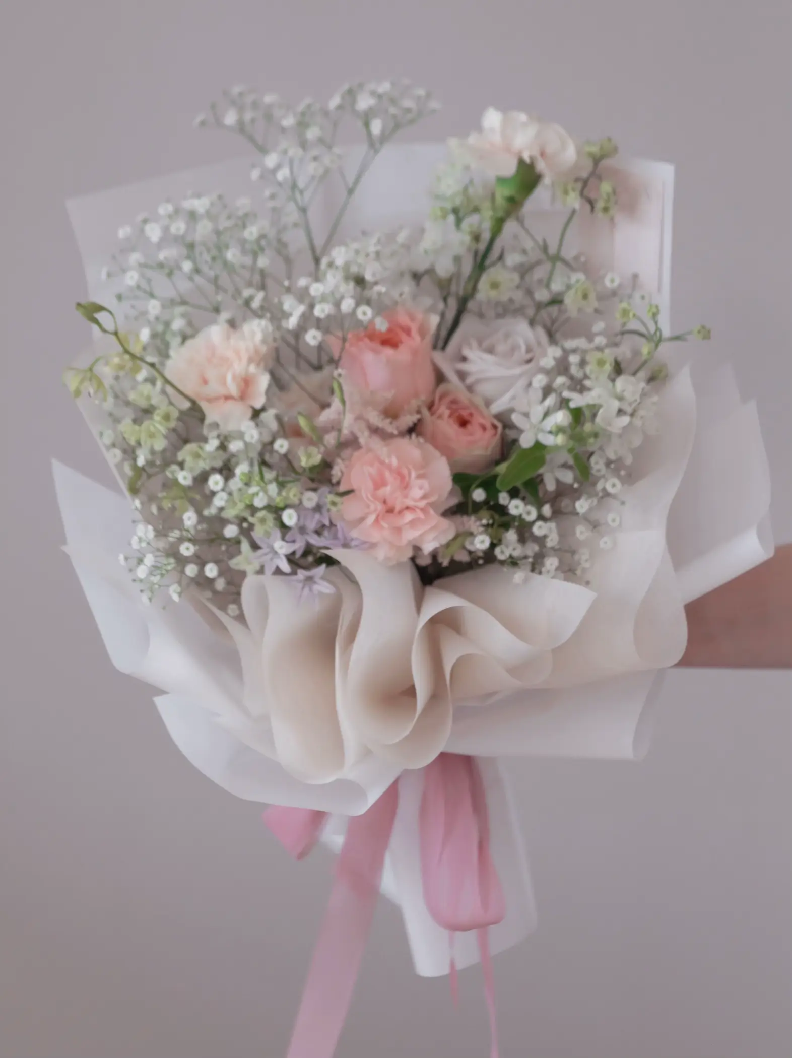 母の日の花束? | botan.lillieが投稿したフォトブック | Lemon8