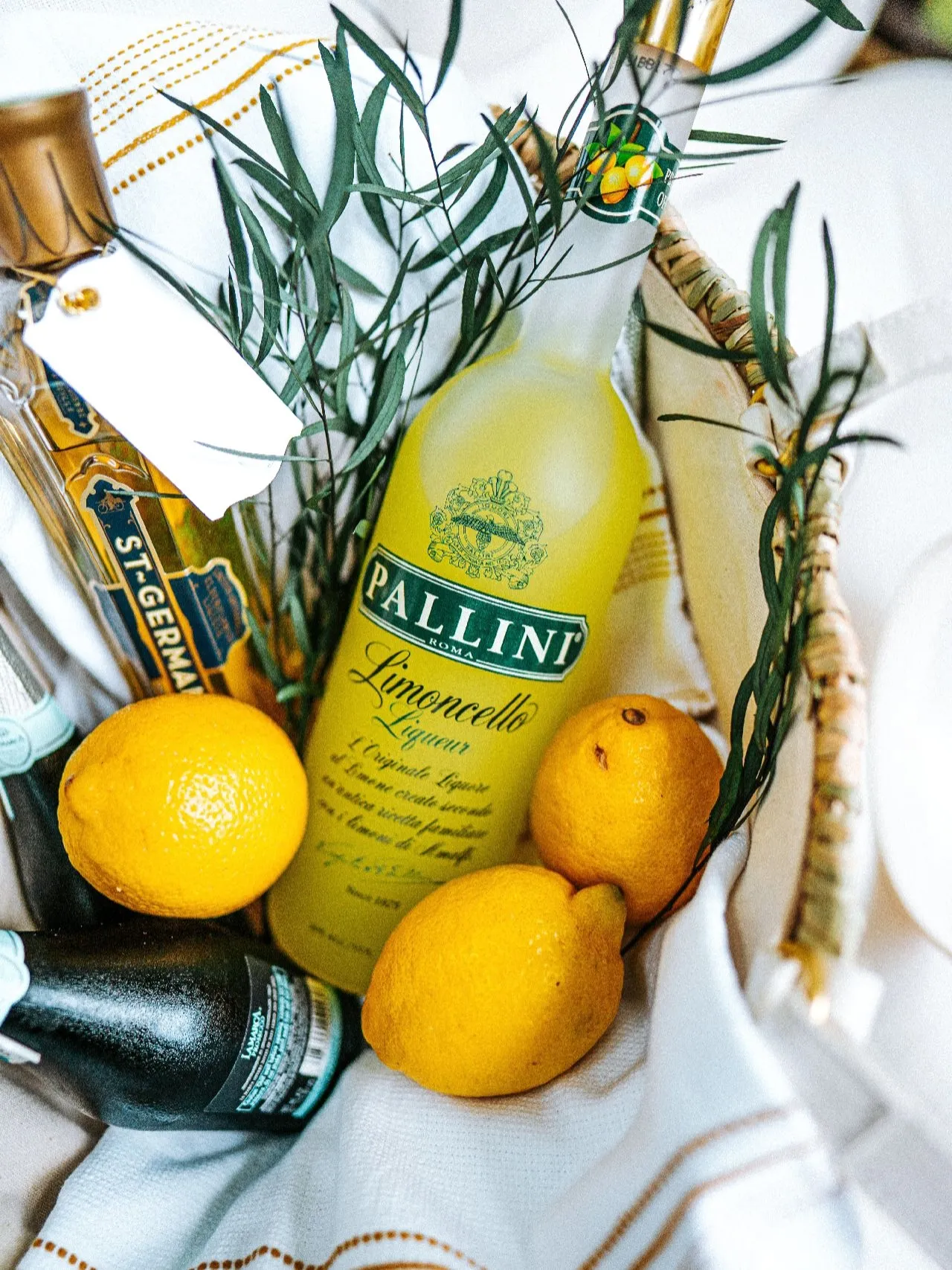 Limoncello Spritz Updated 🍋🍋🍋 | Gallery posted by LIFE_WITH_CRISS |  Lemon8