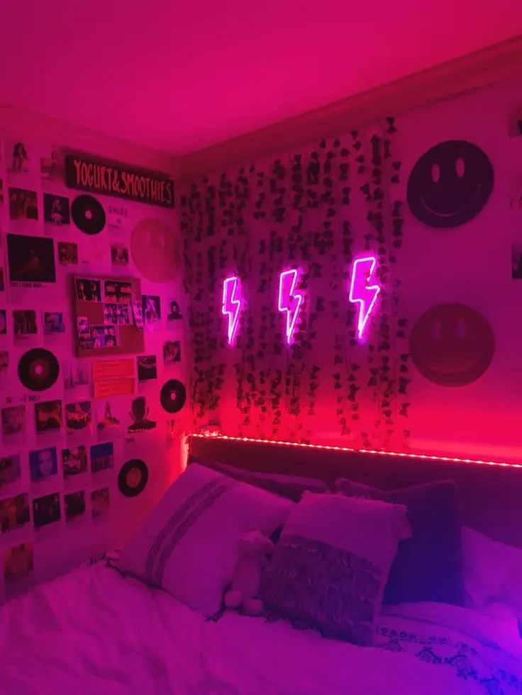 Aesthetic led store lights room