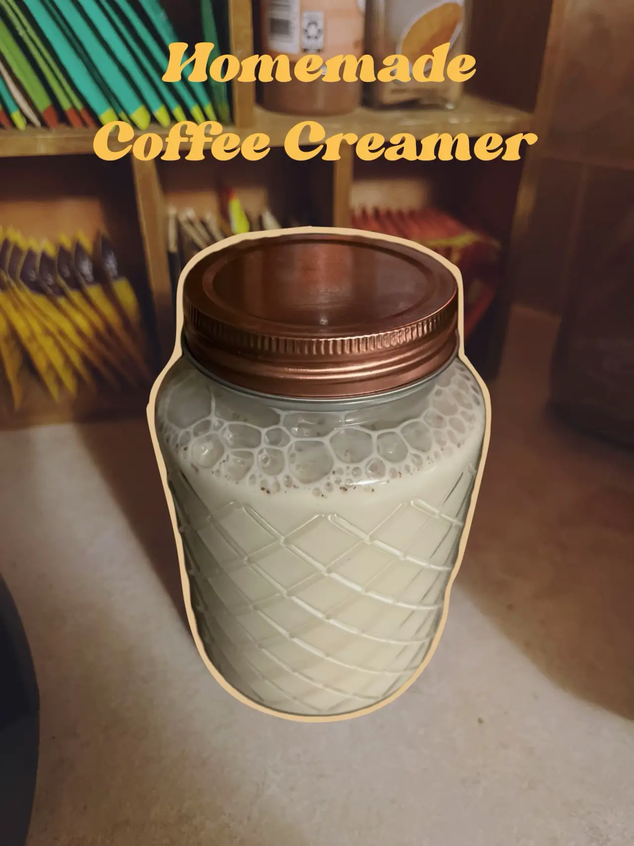 Homemade Coffee creamer recipe from @thecraftologist