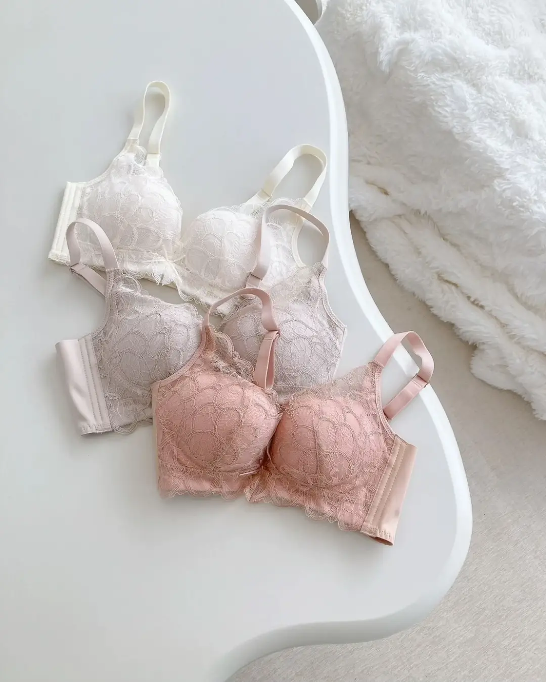 PGブラノンワイヤーに 初の限定色ミントグリーンが登場💐 パステルカラーで着けるだけで気分もあがる🤭 ONLINE STOREは  @belletiaparis_official プロフィールのリンクからご覧ください🌷.* #育乳ブラ #pgrandi #PGブラ  #ecrique #bellina #feele #rireine #seleel #lulas ... ゆり様　PGブラ✳︎ミントカラーSサイズ✳︎ナイトブラ新品未使用品