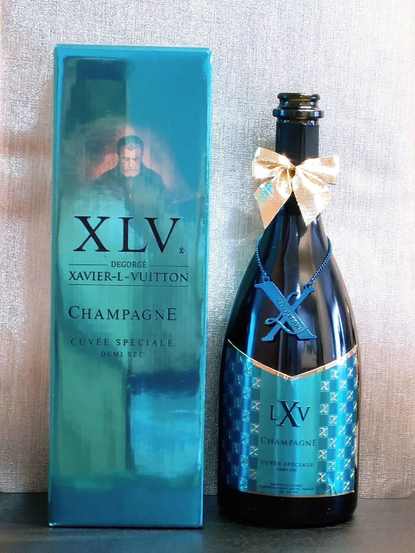 Xavier L Vuitton シャンパン 2種 飲み比べセット（2024年の