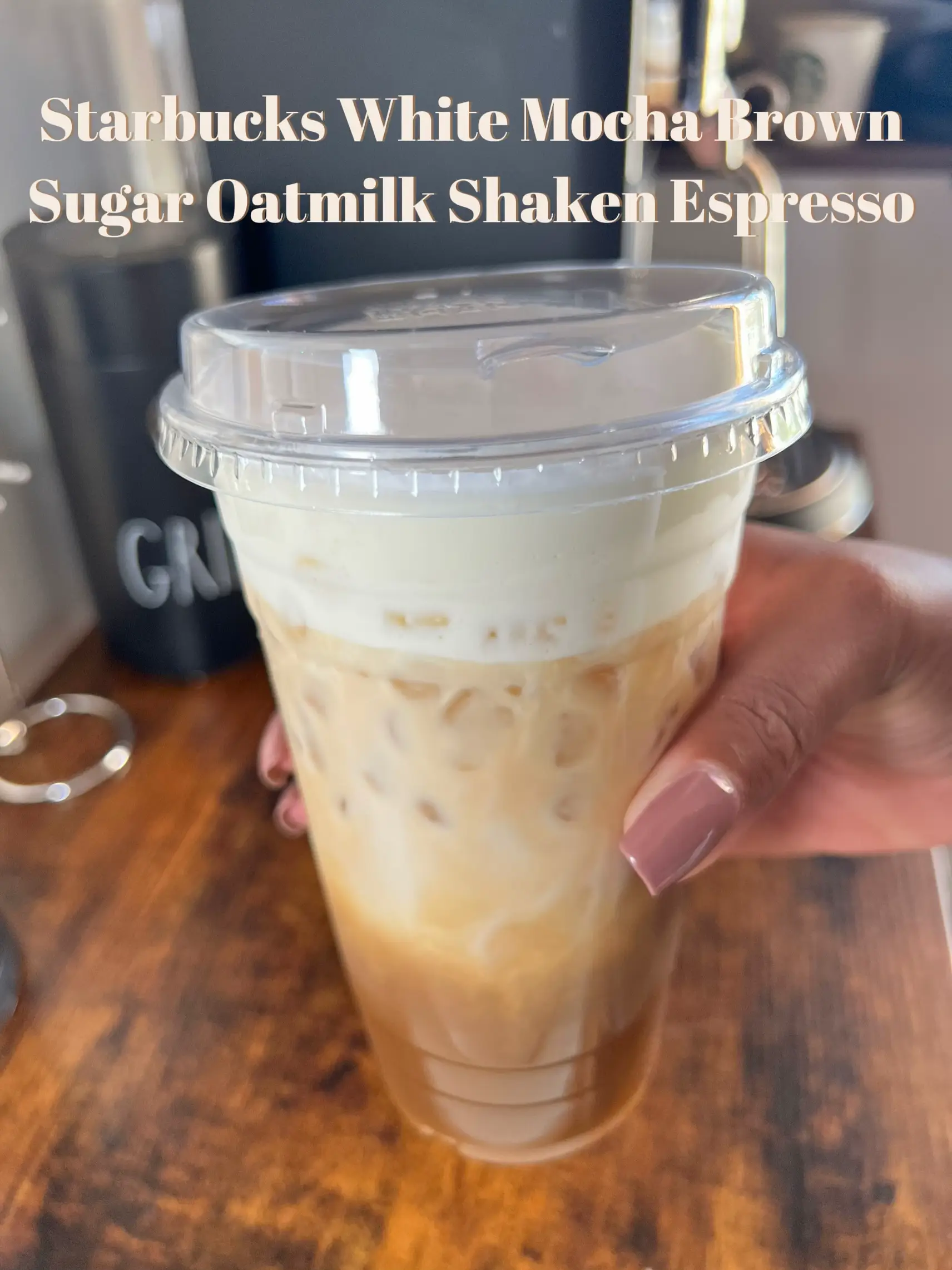 Starbucks Brown Sugar Oatmilk Shaken Espresso 🤎 | วิดีโอที่เผยแพร่โดย