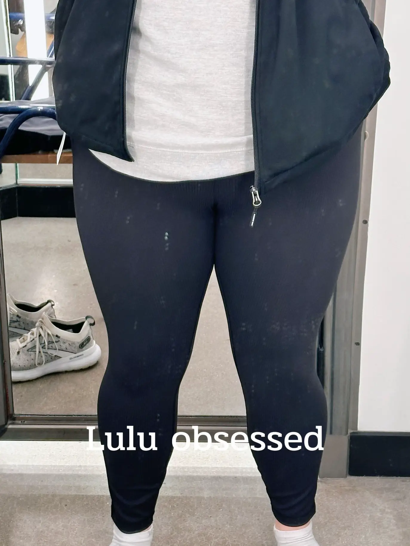 Lululemon Athletic Power Thru HR Crop Yoga Pants 23” NWT Mauve Grey Size 12