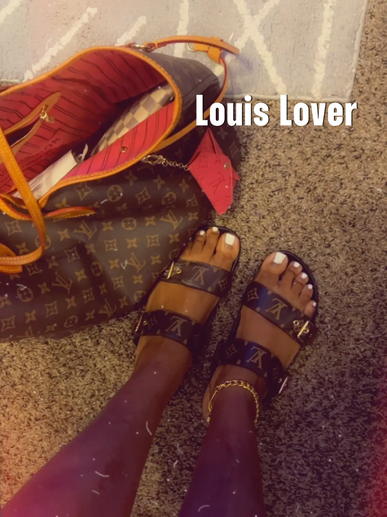 UNBOXING LOUIS VUITTON BOM DIA MULES SUPER EXCITED I finally got my hands  on these :) #louisvuitton 