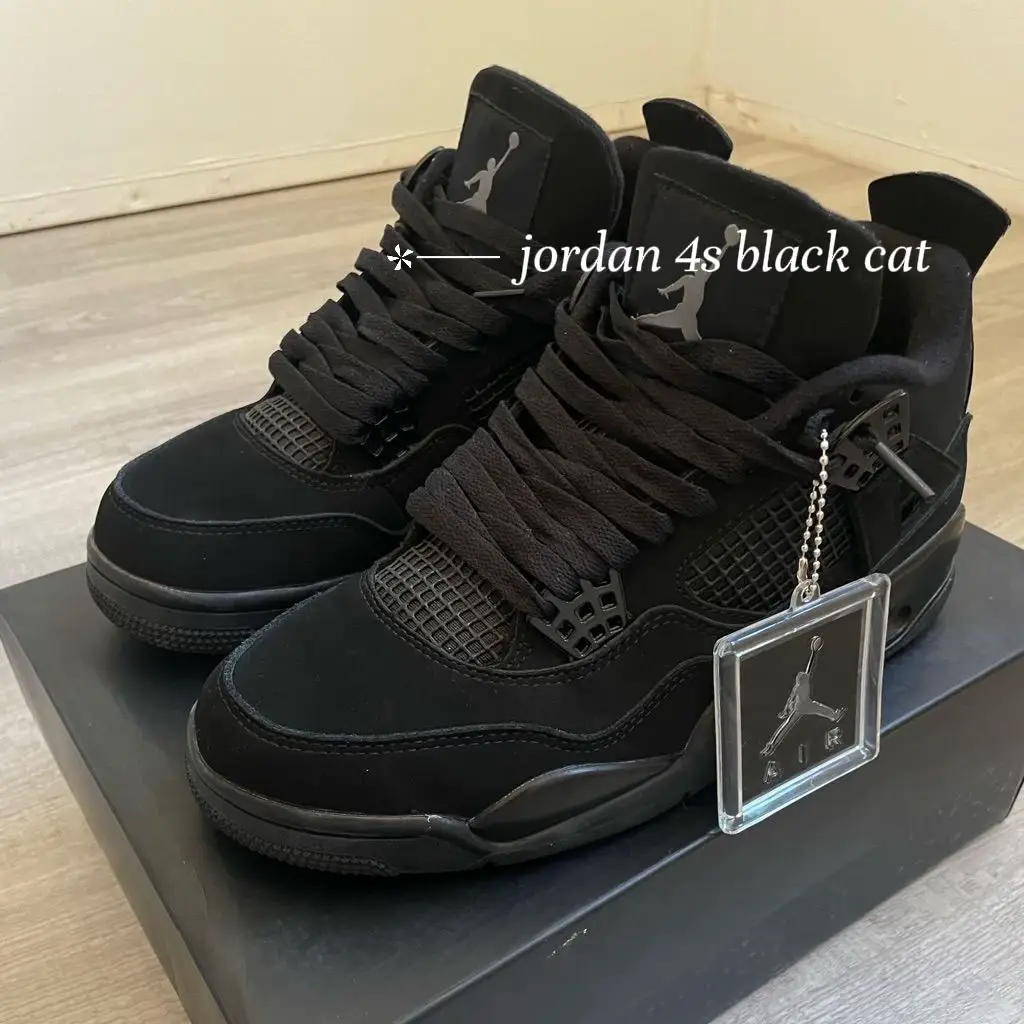 Real Vs Fake Jordan 4 Black Cat #sneakerhead #sneakers #viral 