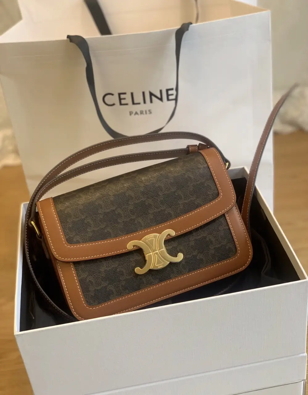 I think I found the perfect pouch from Celine!, Gallery posted by  michelleorgeta