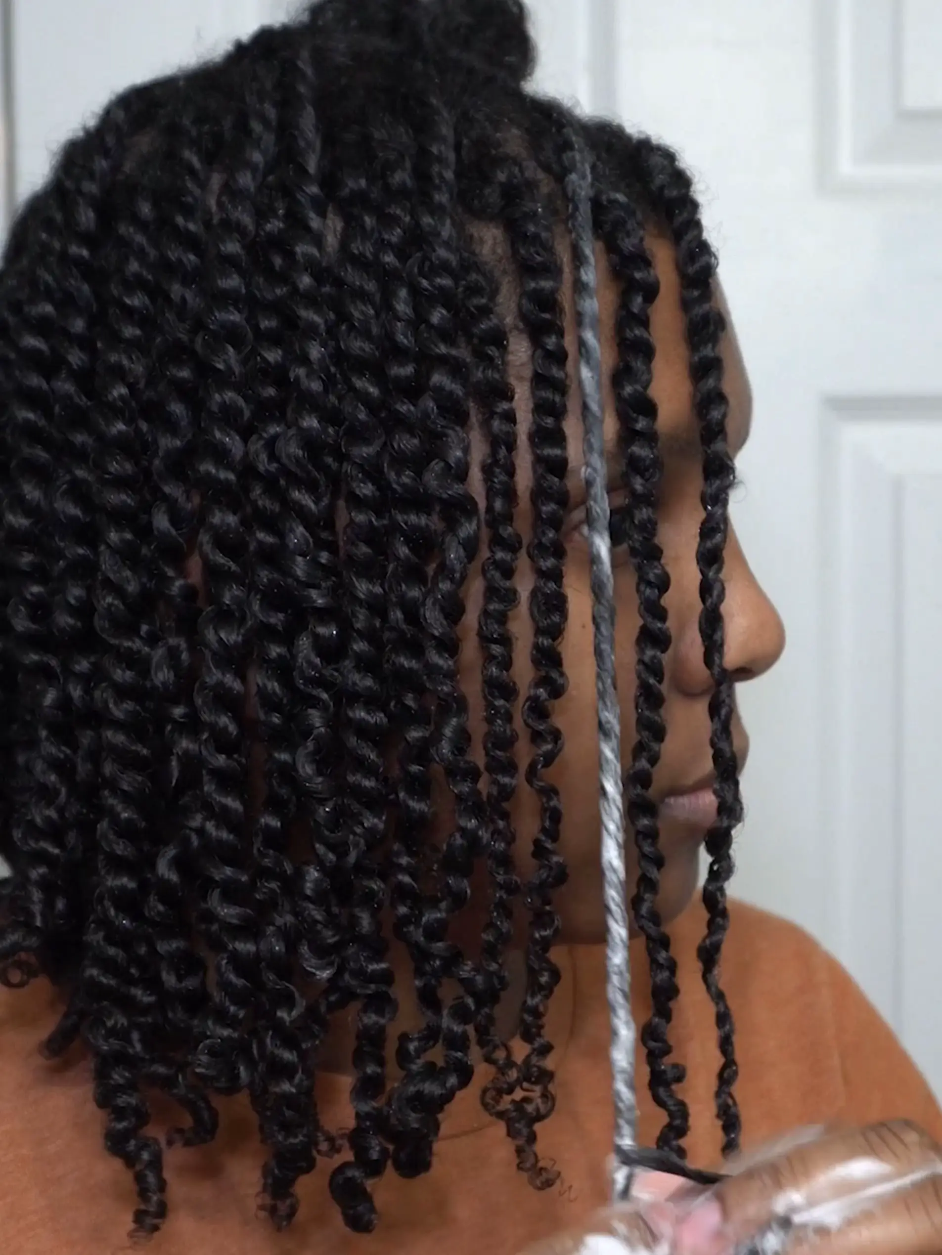 Try some mini twist hairstyles with me 🫶🏾 • I've been wanting mini t