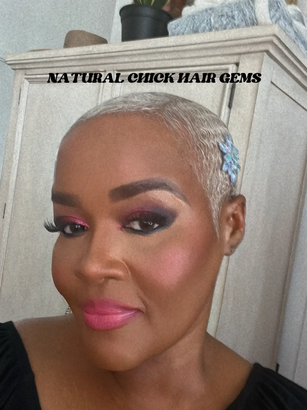 NATURAL CHICK SHORT HAIR GEMS  Gallery posted by Short Hair Gems