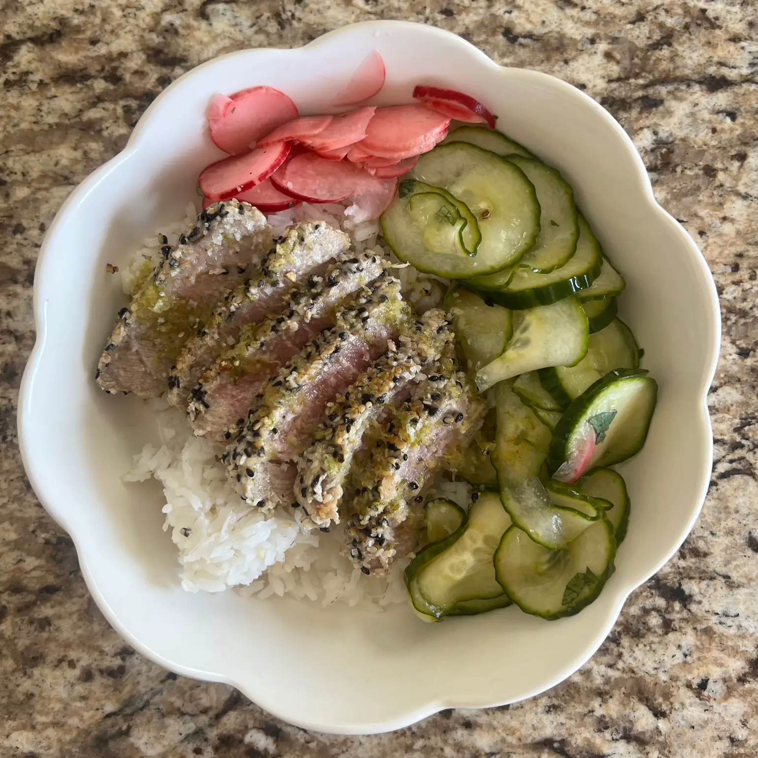 Black & White Sesame Crusted Ahi Tuna 🍣 แกลเลอรีที่โพสต์โดย KaraganAlcantar Lemon8