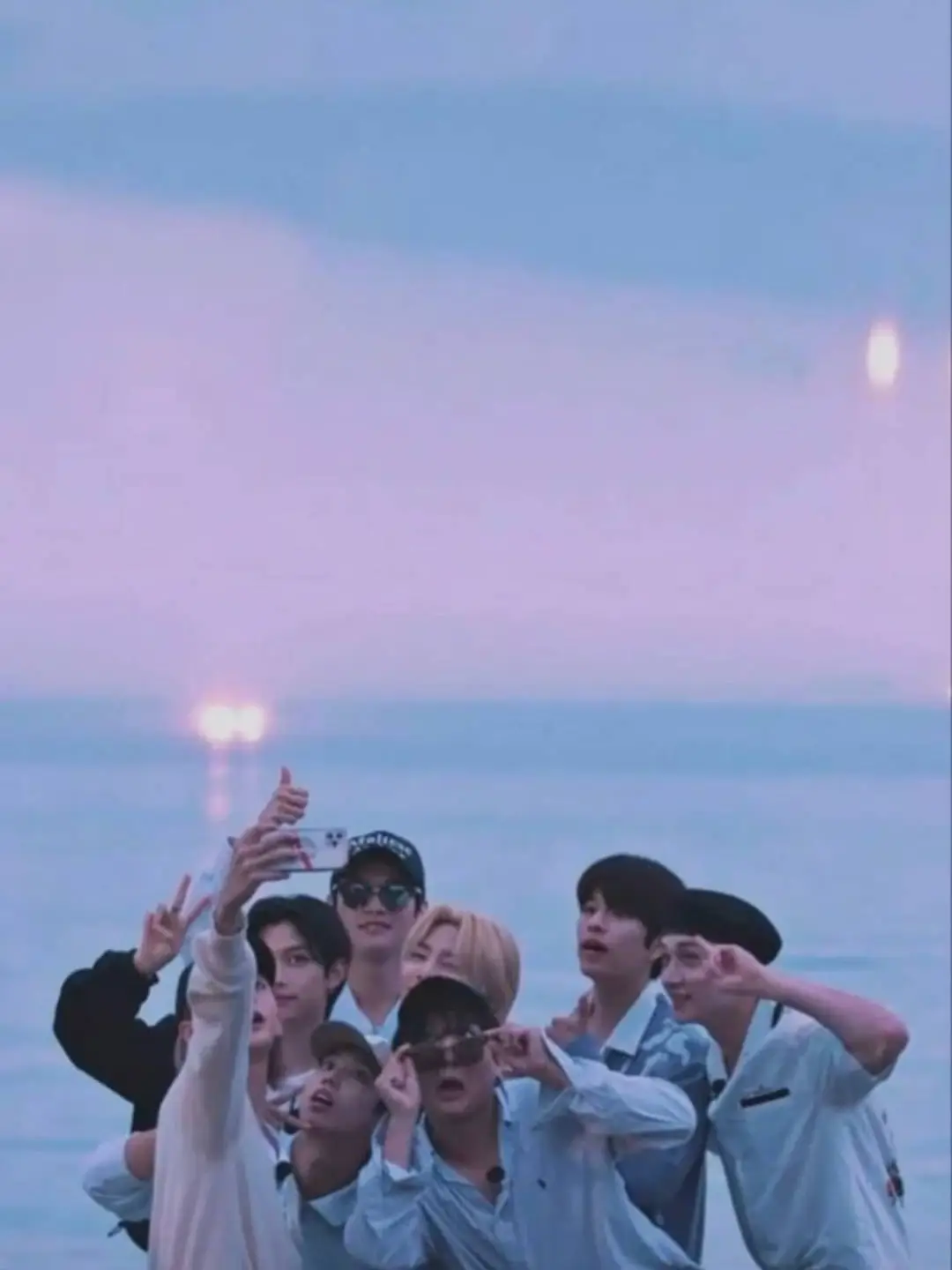 Strayk Kids フィリックス🌟⚡️ 壁紙アイコン | Ede⭐︎が投稿したフォトブック | Lemon8
