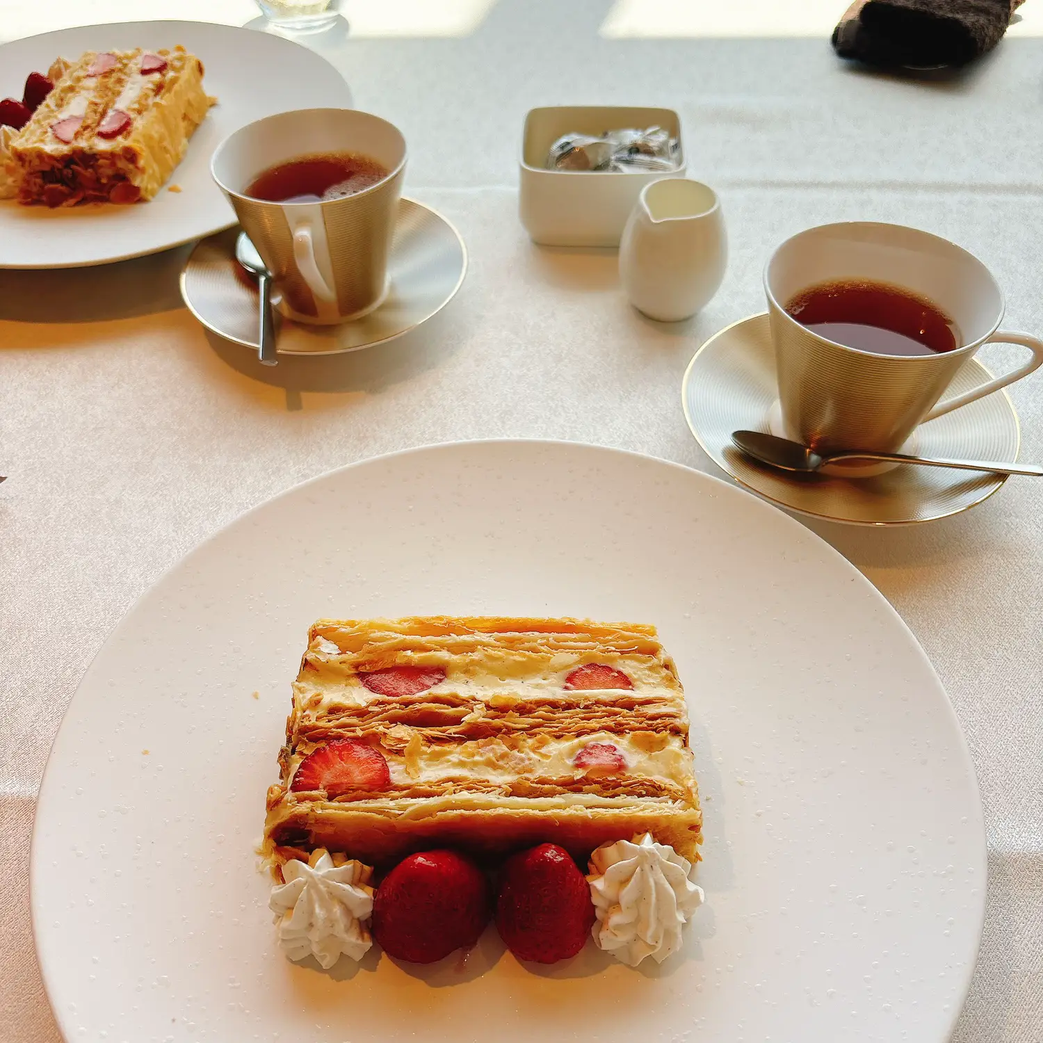 フランス本店マキシムドパリのデミカップソーサ - 食器