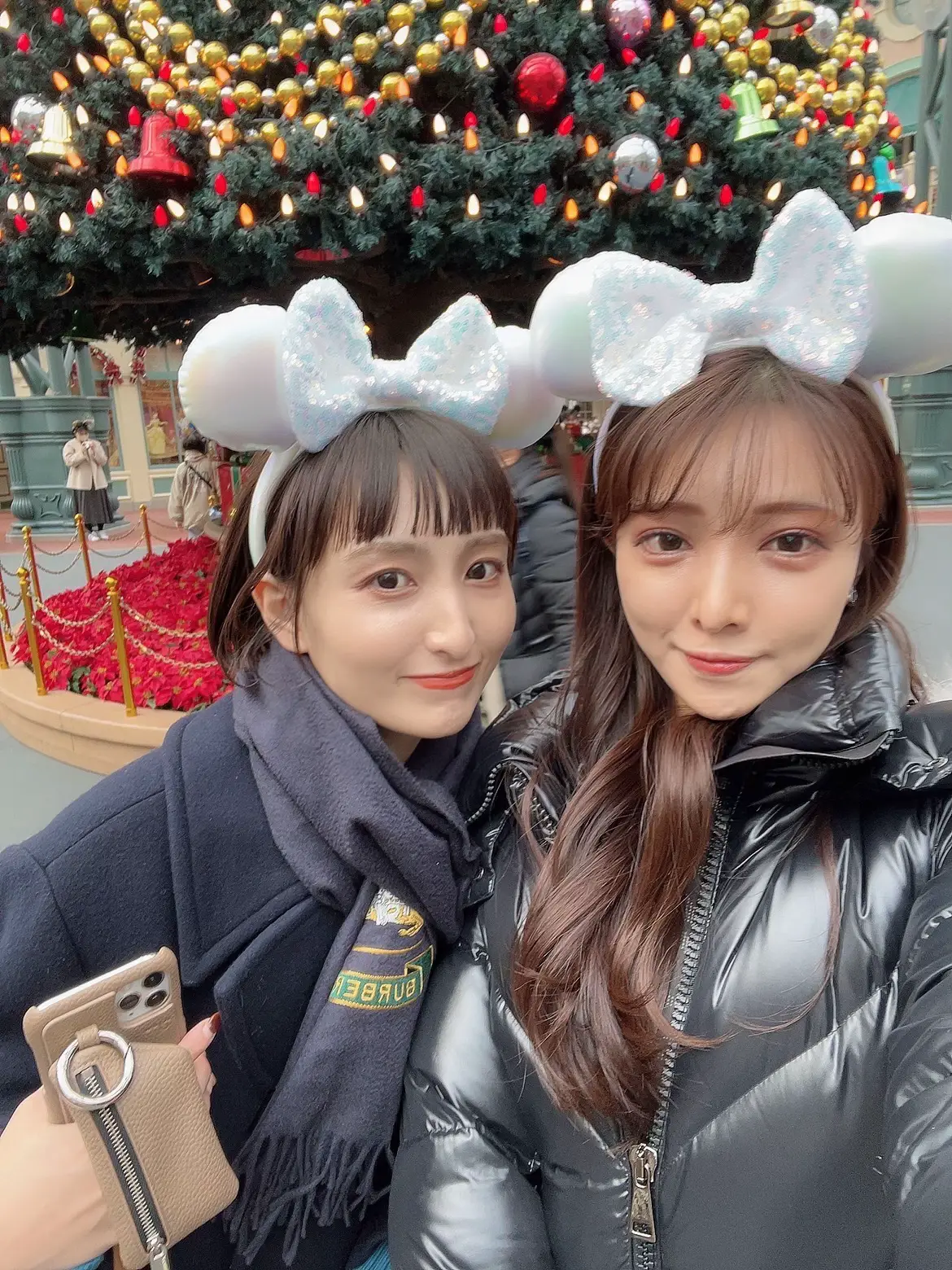 Disney only thinks about the cold.🐭 | Gallery posted by こな | Lemon8