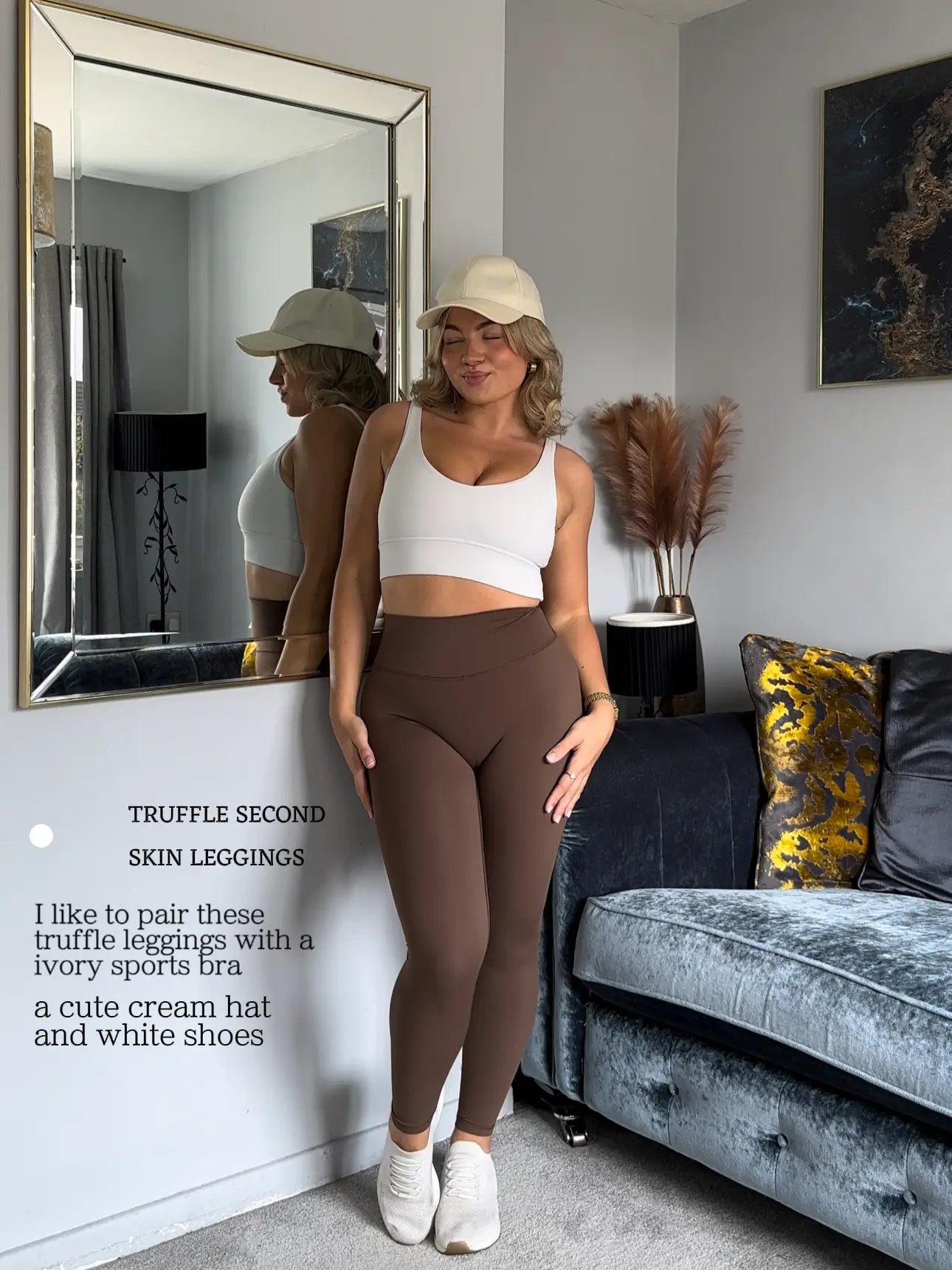 The best casual fit 🤍 #howtostyleleggings #leggingsoutfit