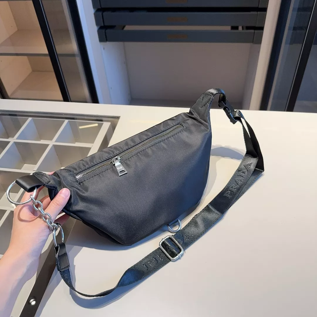 PRADA #3点セット | VV8が投稿したフォトブック | Lemon8 PRADA #3点セット | VV8が投稿したフォトブック | Lemon8