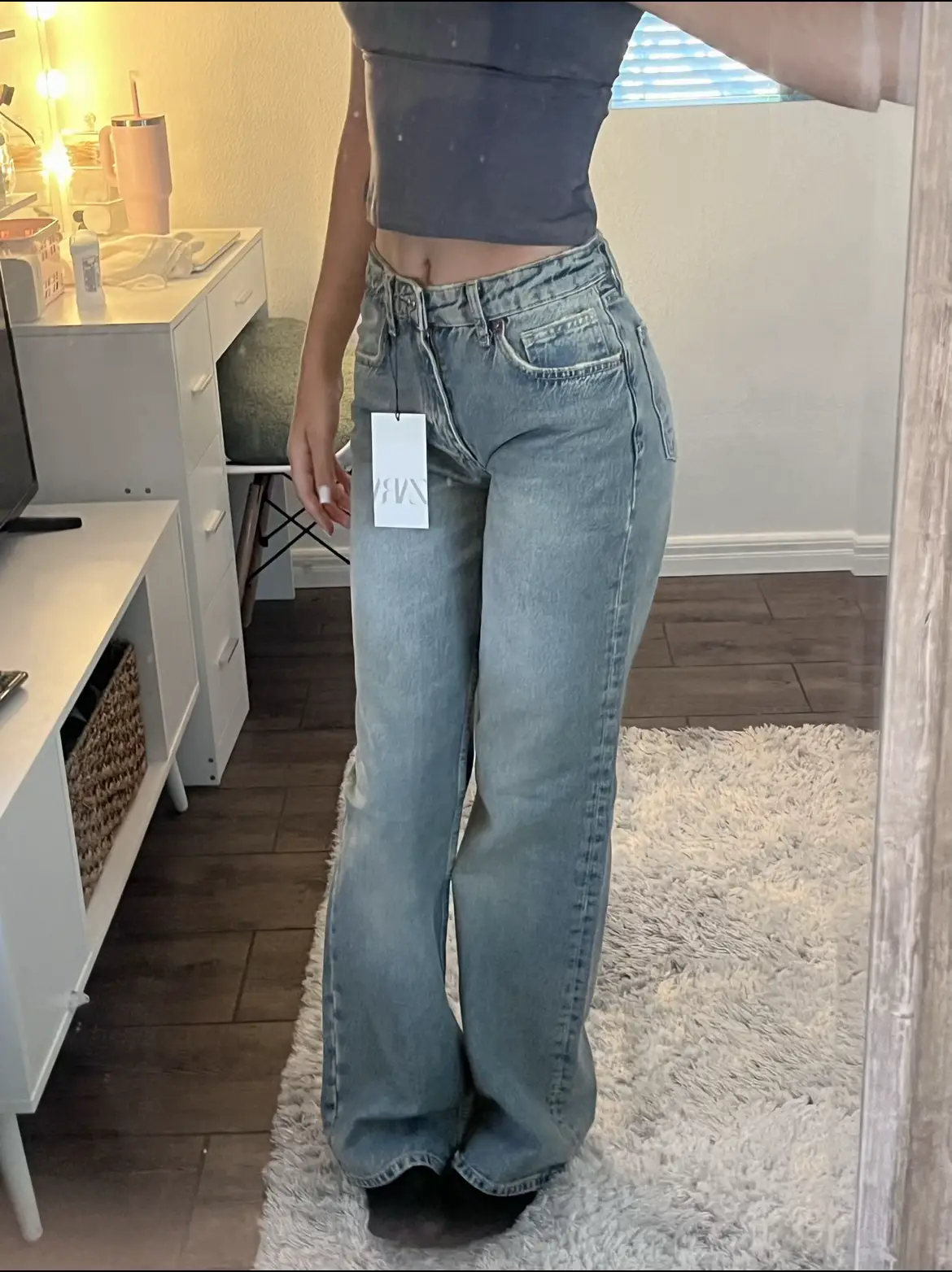 High waisted, flared cream Zara jeans Small stain - Depop