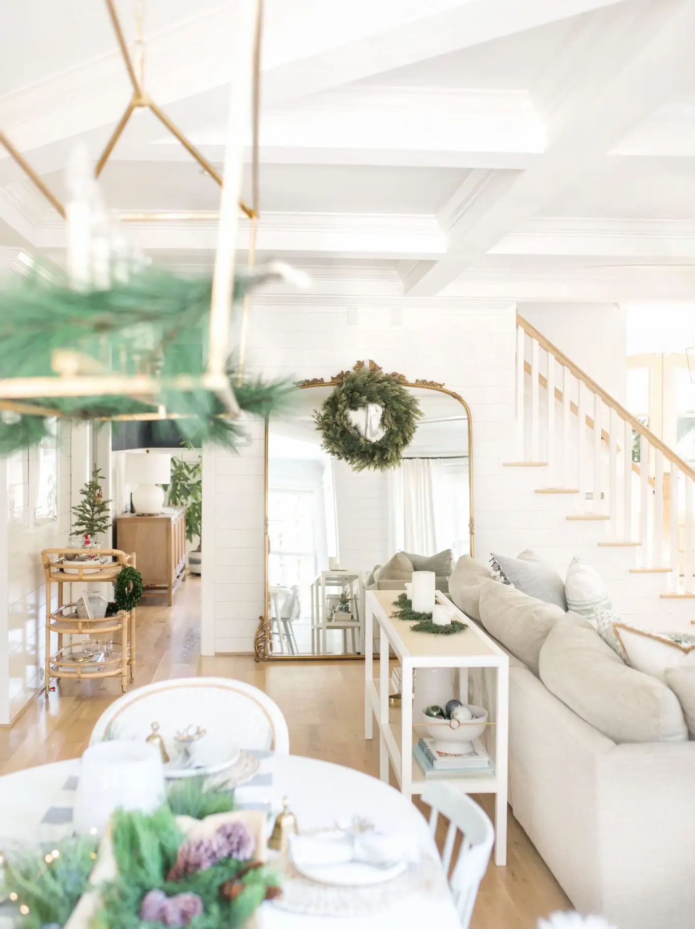 20-beautiful-xmas-home-tours-gallery-posted-by-hometalk-lemon8