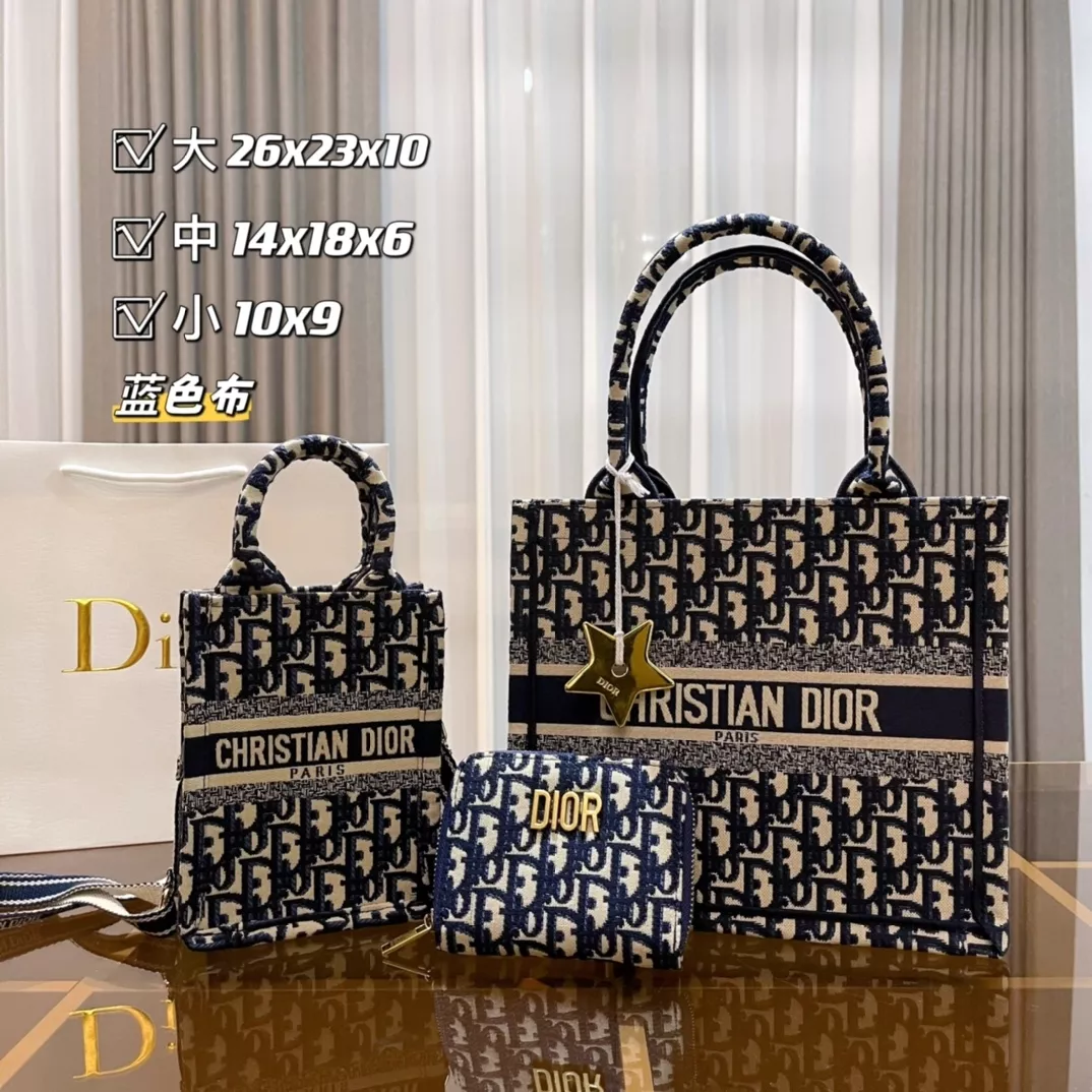 DIOR #3点セット | VV8が投稿したフォトブック | Lemon8