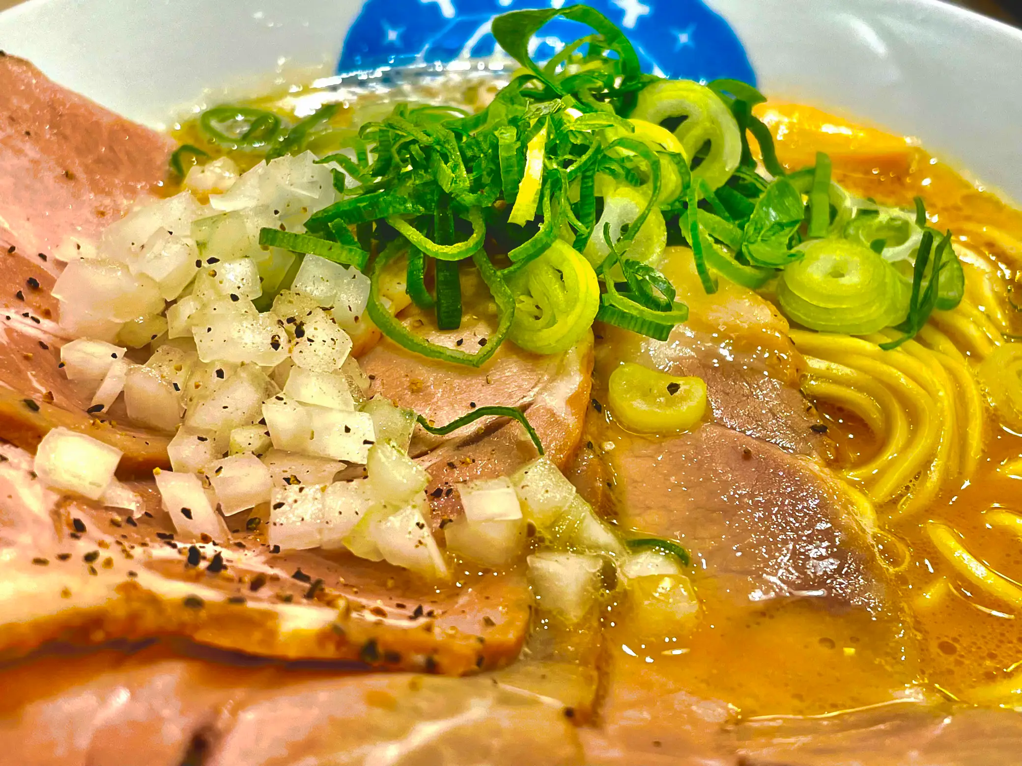 ✨キラメキノトリ✨初訪麺🍜 | かんちゃんラーメンが好きです♡が投稿したフォトブック | Lemon8