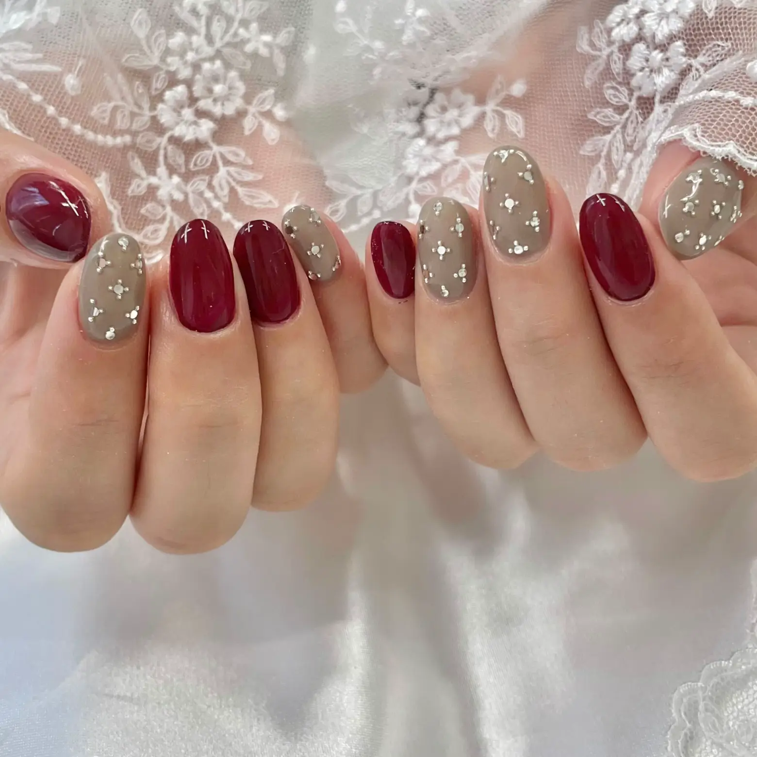 12))フレンチガーリー ネイルチップ リボン ボルドーネイル クリスマスネイル 12))ネイルチップ フレンチガーリー ボルドーネイル リボン