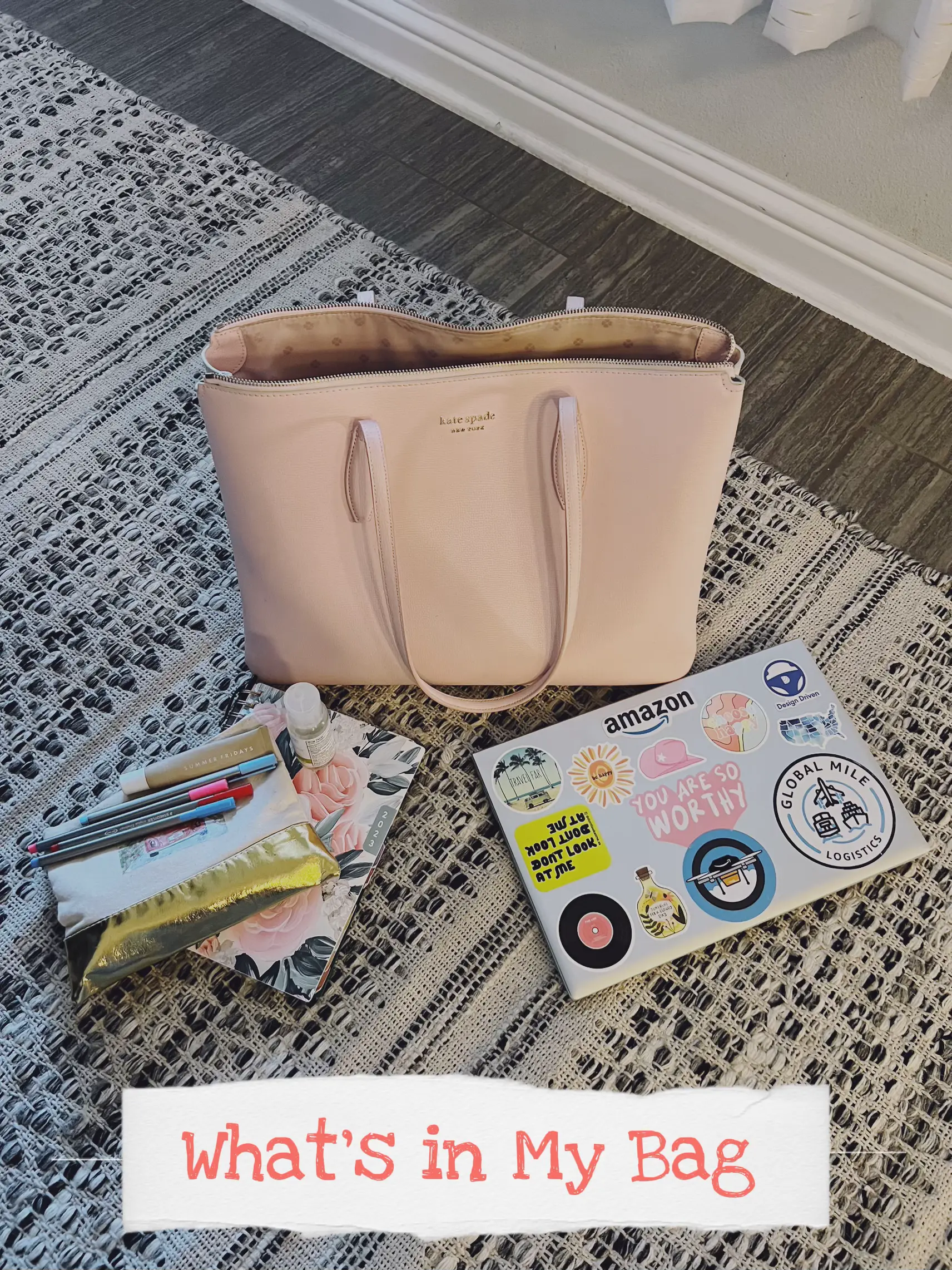 What’s in my work bag? 🌸 แกลเลอรีที่โพสต์โดย _turnmypaige_ Lemon8