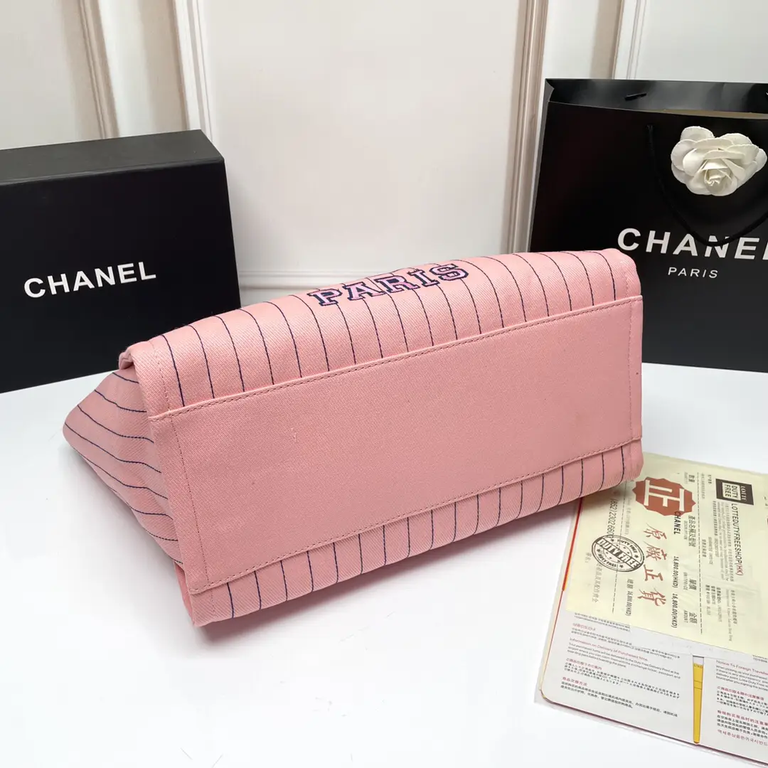 HANDBAG EXPERT REACTS TO CHANEL 22 BREAKING/CRACKING & what is the fix? # CHANEL #chanelbag 