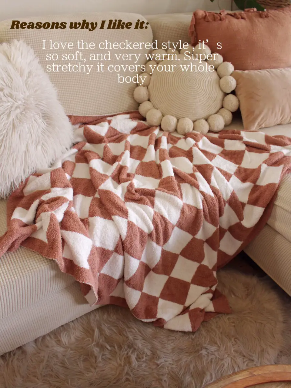 Buy Shaggy Long fur Throw Blanket, Super Soft Faux Fur Lightweight Warm  Cozy Plush Fluffy Decorative Blanket for Couch,Bed, Chair(51x63, Pink)  Online at Low Prices in India 