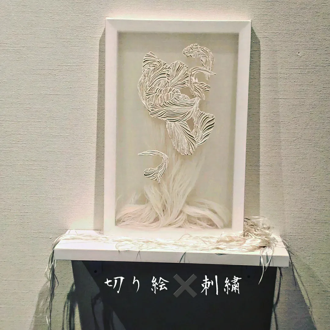 ハンドメイド手刺繍　刺しゅうフレーム　キャンパー ハンドメイド手刺繍 刺しゅうフレーム キャンパー