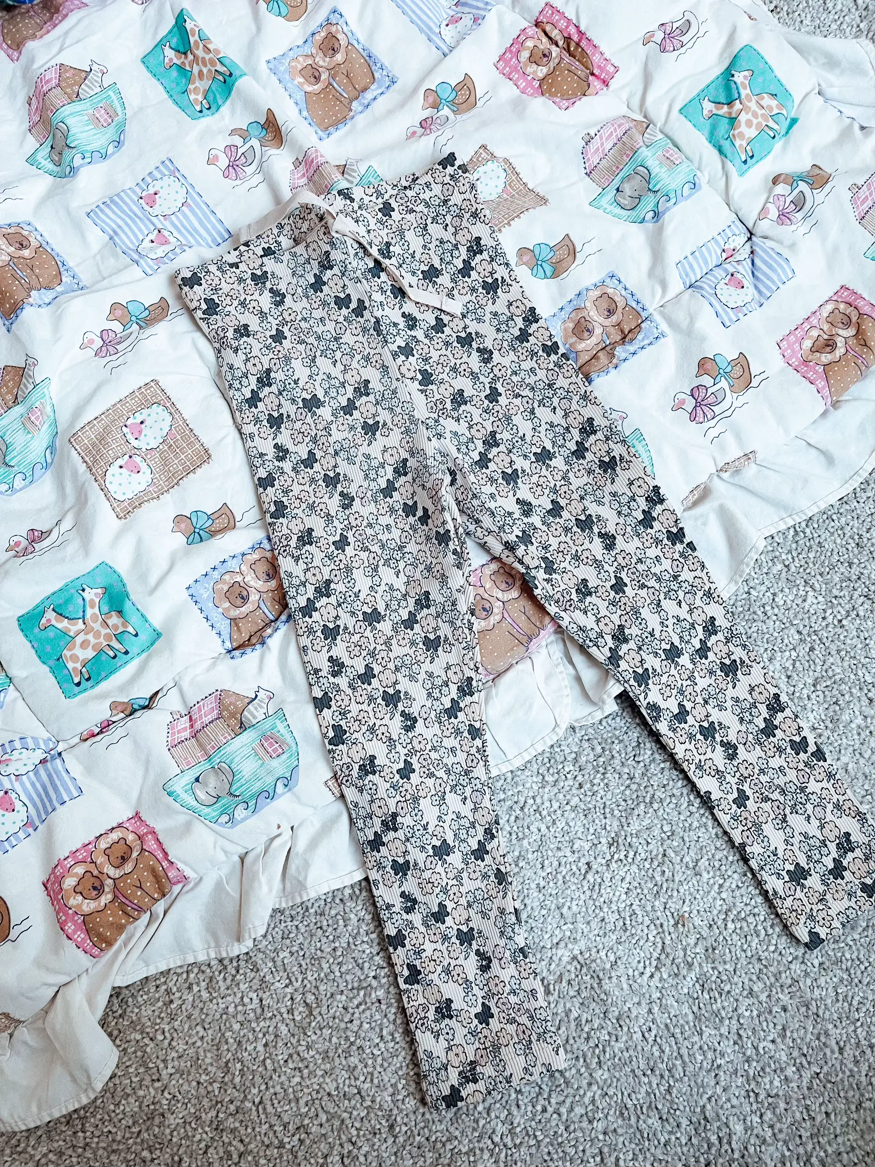 Carter's Black Double-Lined Leggings with Stars & Unicorns 3T – The Sweet  Pea Shop