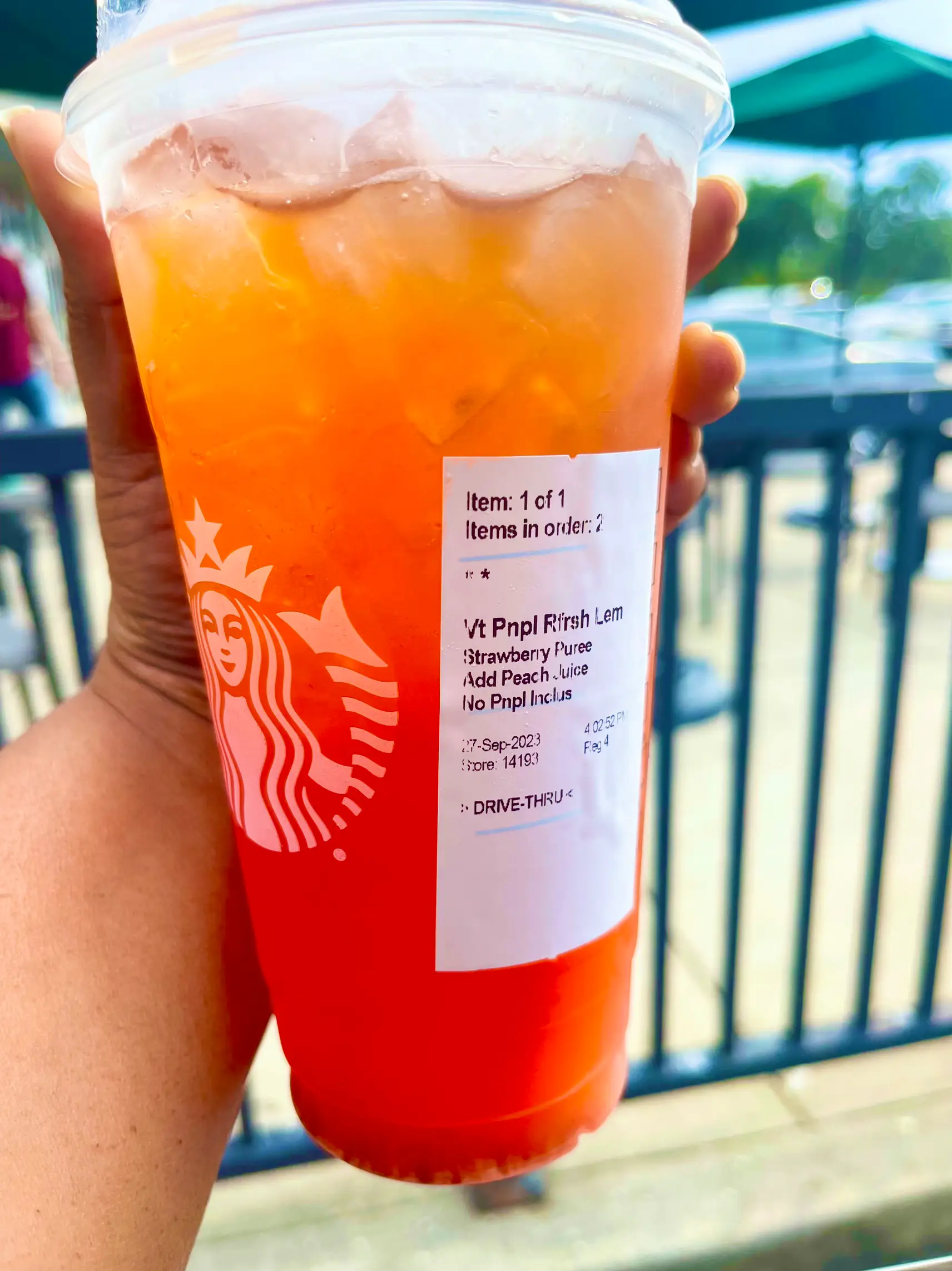 The Viral Starbucks Video: Ari Kytsya'S Side Of The Story - hvcn9qg
