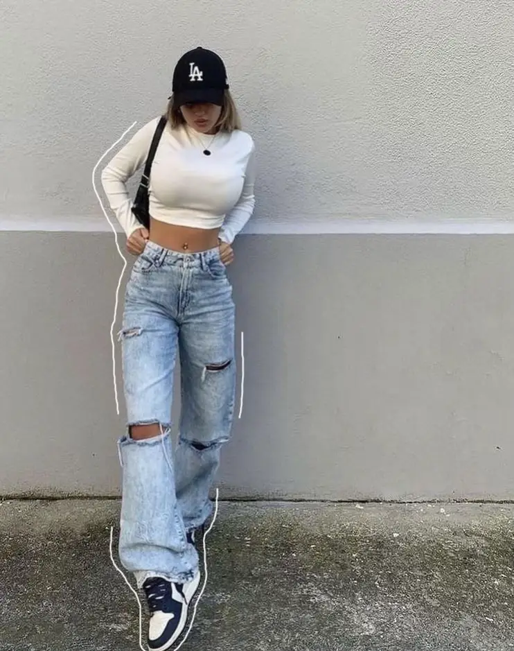 baggy jeans for short girls 🤍 #outfitideas #outfitinspo