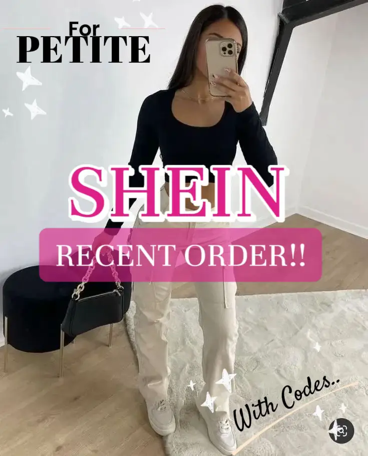 SHEIN Color-Block Top & Pants Set Total : US$20.00 Earn 20 SHEIN Points