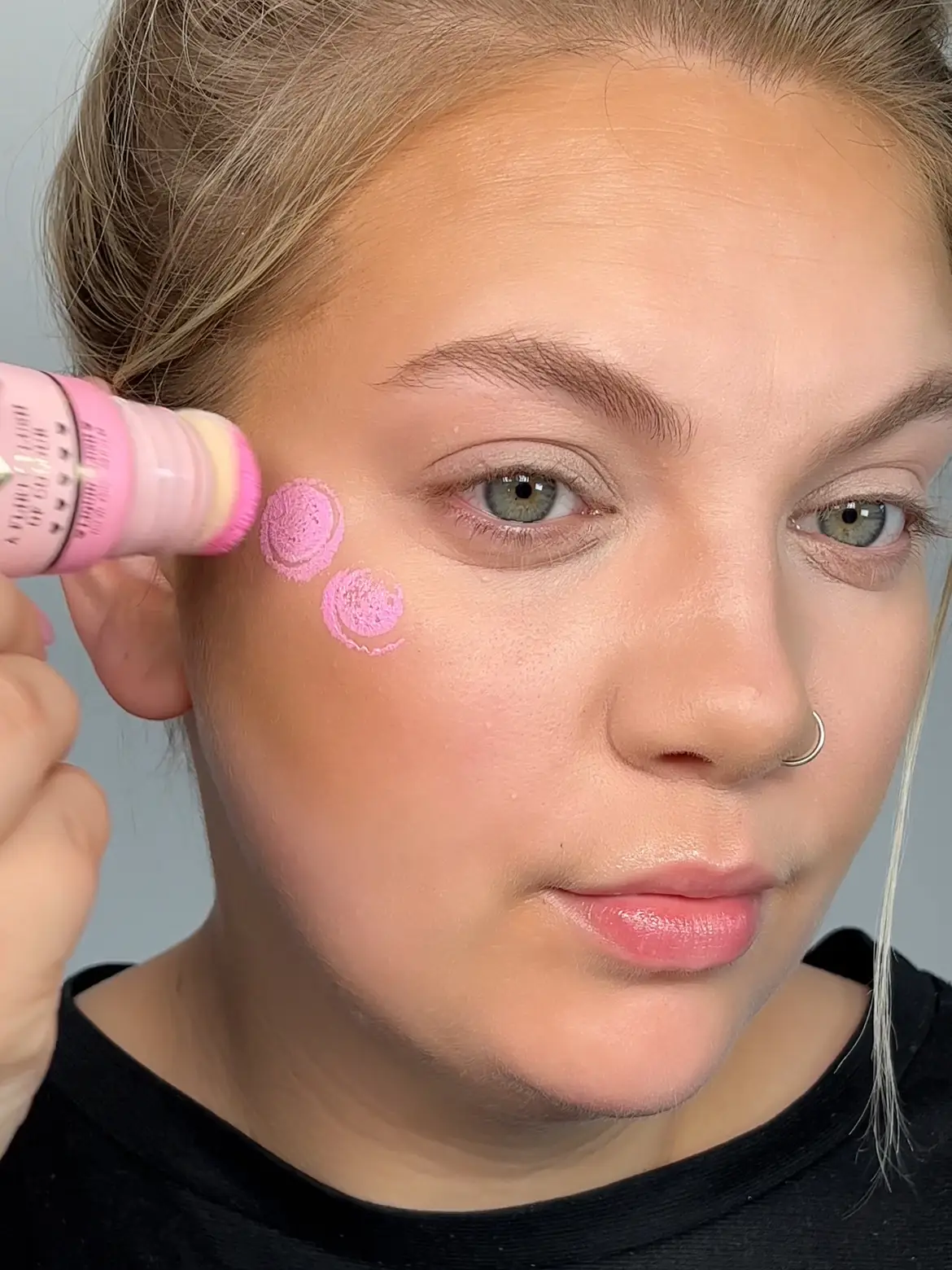 TRYING THE PLOUISE LEGALLY PINK LIQUID BLUSH UNDER MY EYES 