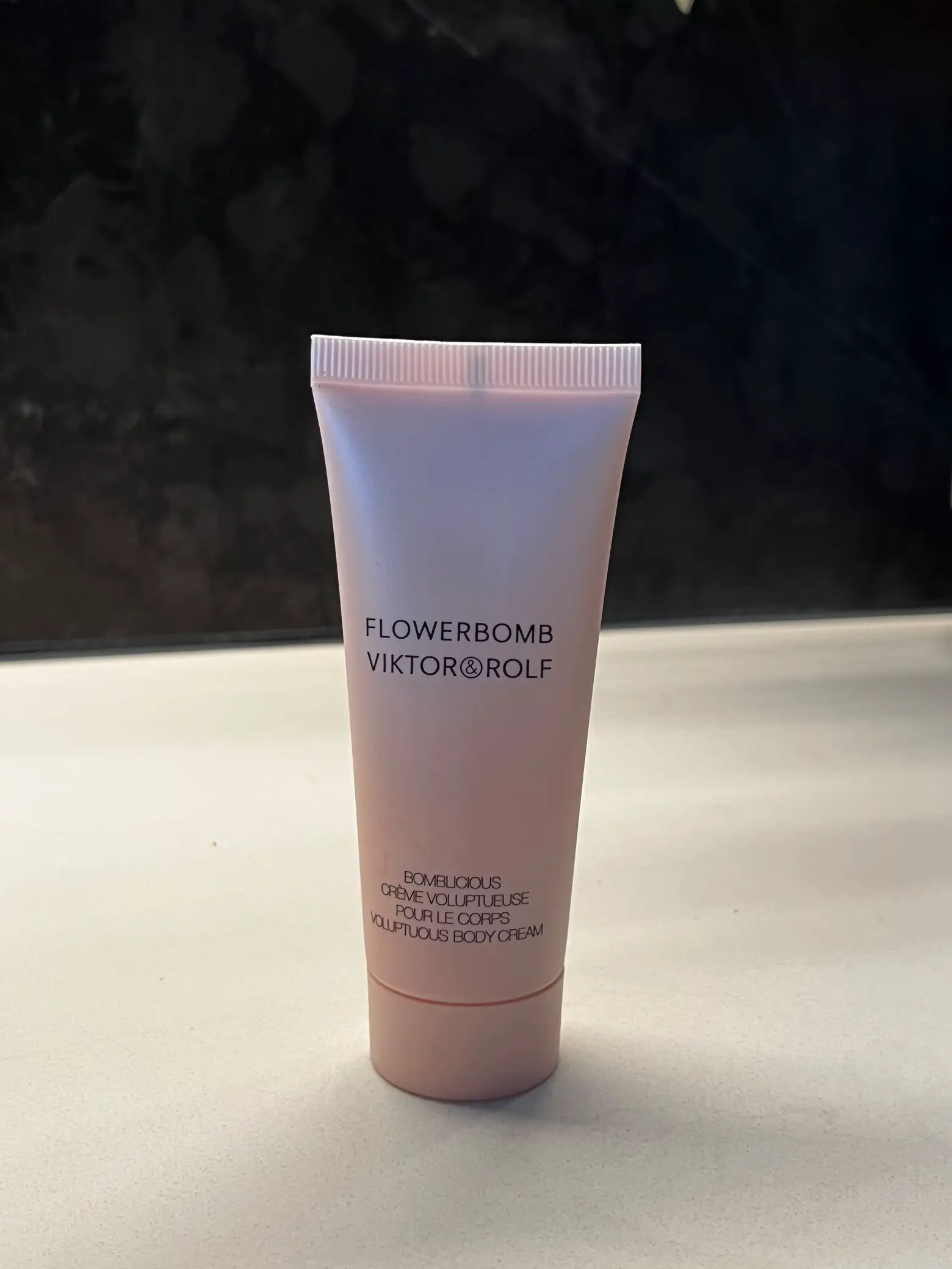 Flowerbomb bomblicious body discount cream