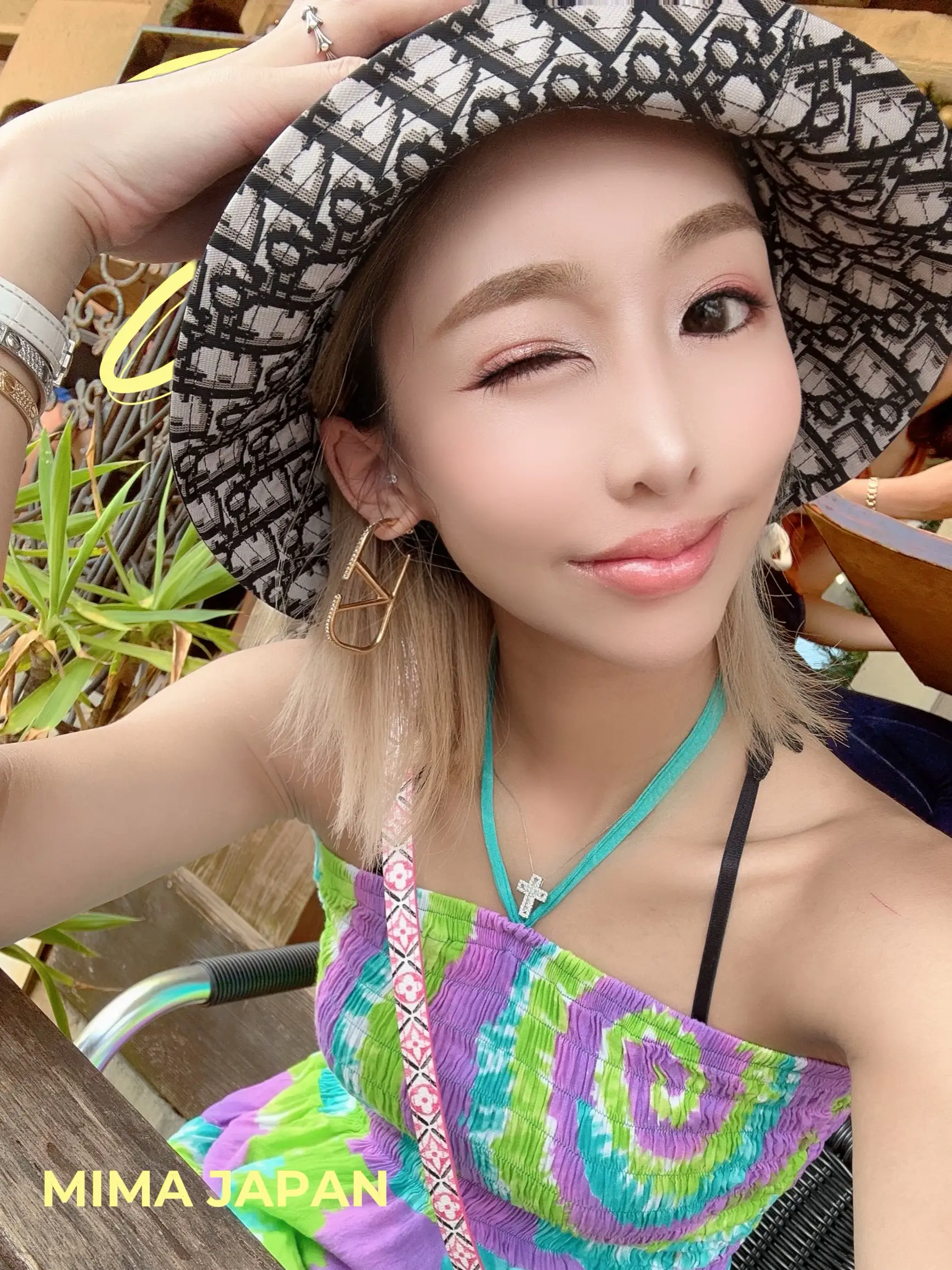 Diorバケハ  沖縄コーデ🌴🌺 | MIMAJAPAN- ̗̀‎𖤐が投稿したフォト