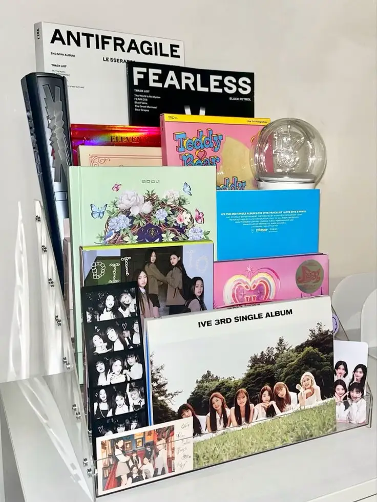 Ashie Kpop Finds's Collection