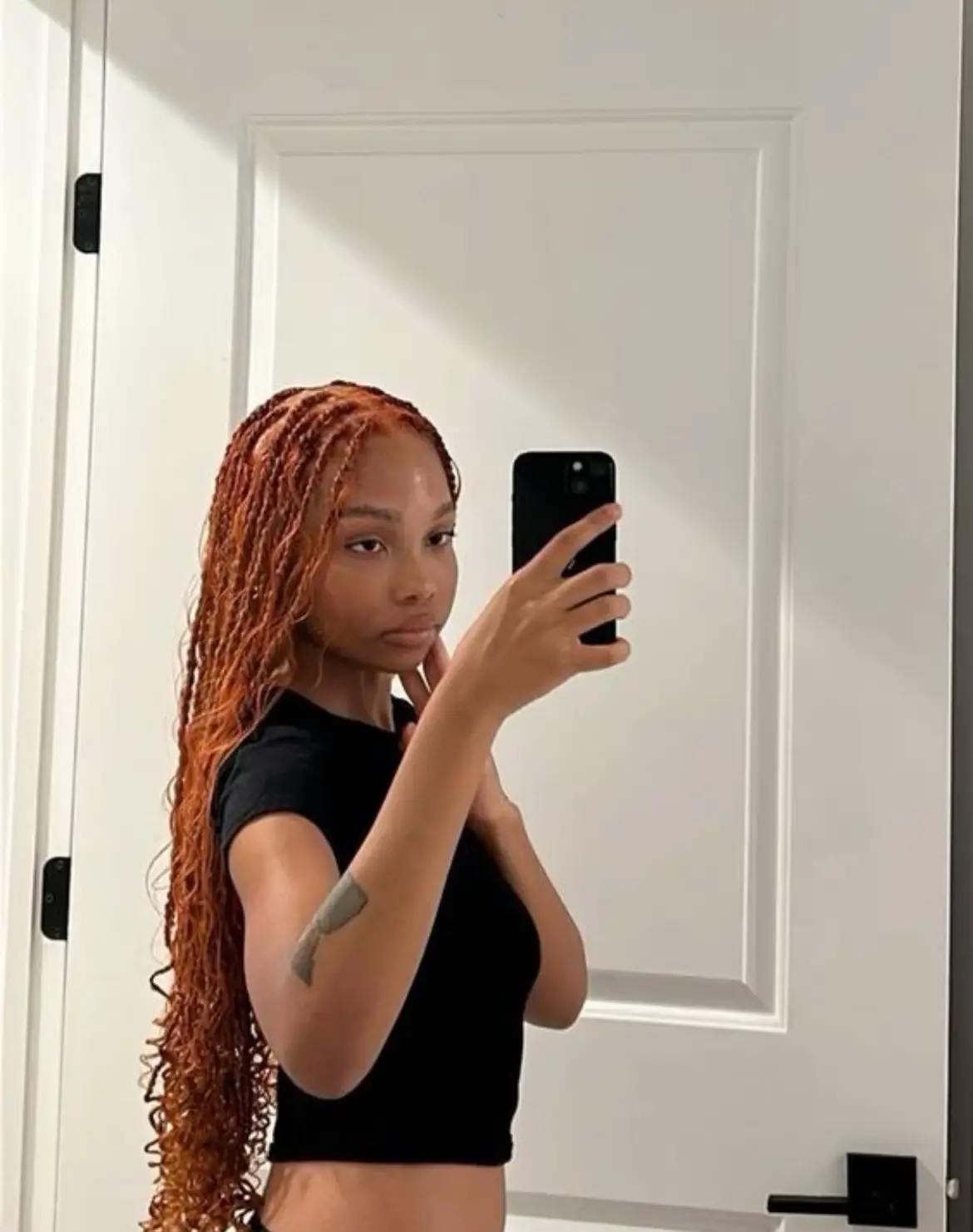 Claw clip hairstyles on knotless braids @jadesimmone_ ———————————— HD lace  $10-$20 off now Use $$ off code: ARK