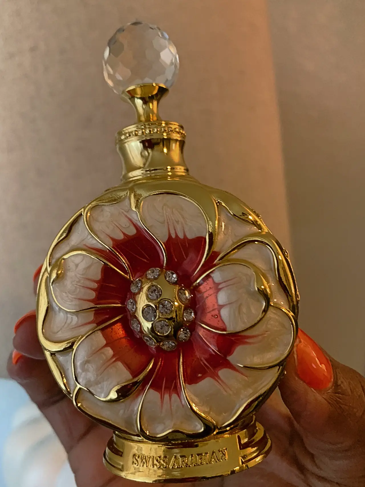 Al Ibdaa Gold EDP-100ML & Layali Rouge Perfume Oil - 15 ML With Magnetic Box