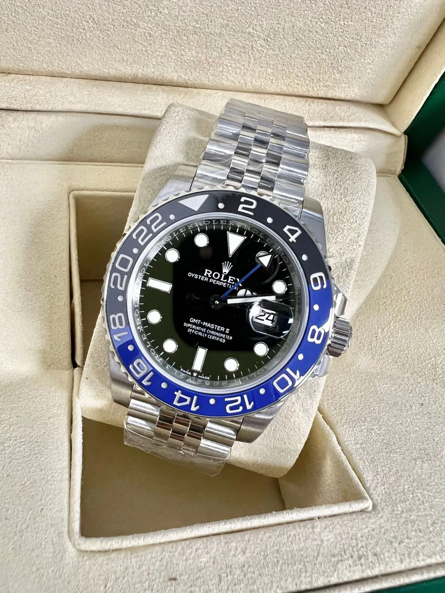 GMT black blue circle m126710 0002 Gallery posted by Lemon8