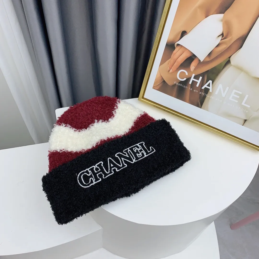 全新品 CHANEL モールキャップ | Lilias Clarkが投稿したフォトブック