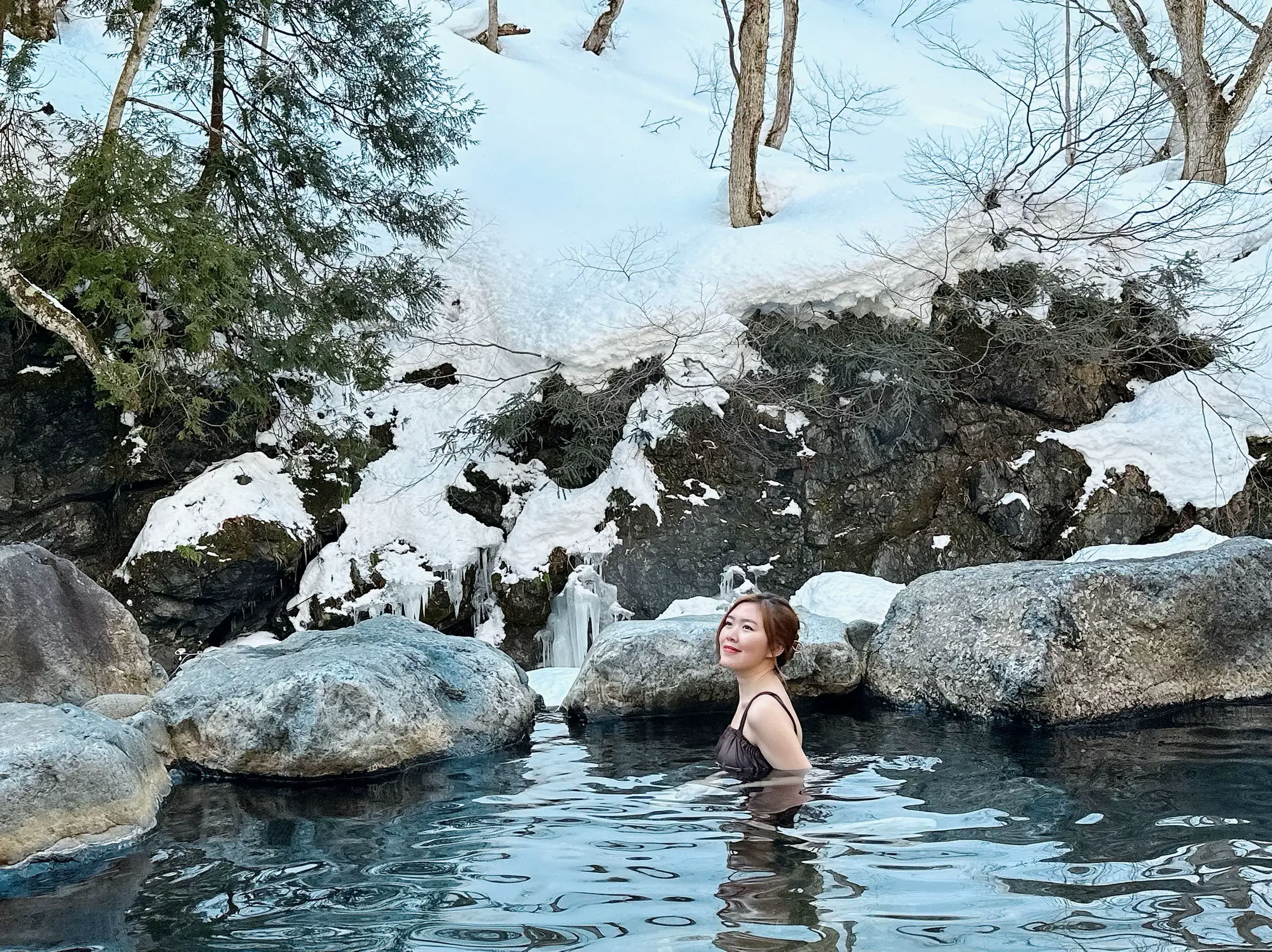 トップ 宝川 温泉 水着