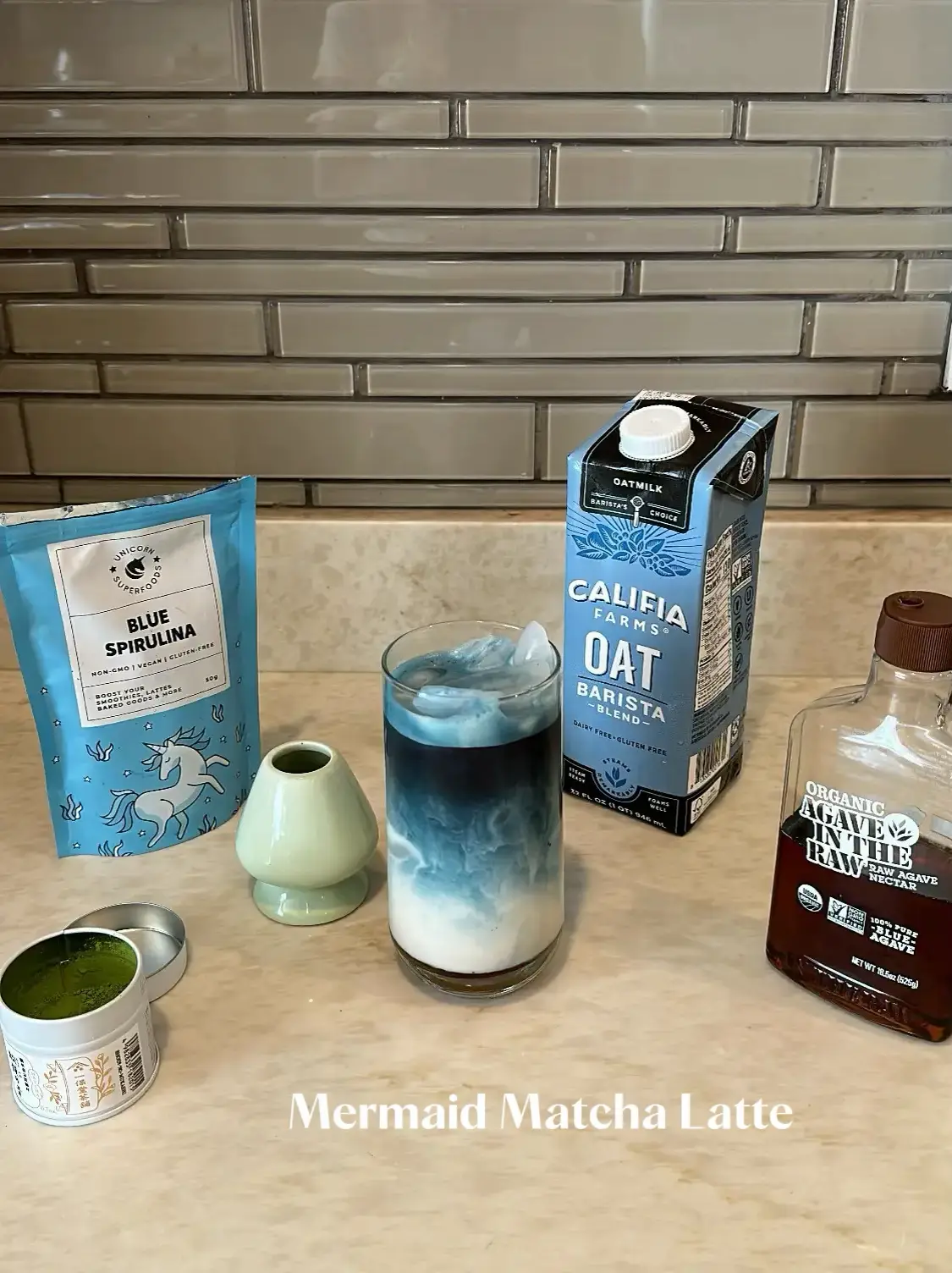 Mermaid Latte (Butterfly Pea Matcha Latte) - The Hint of Rosemary