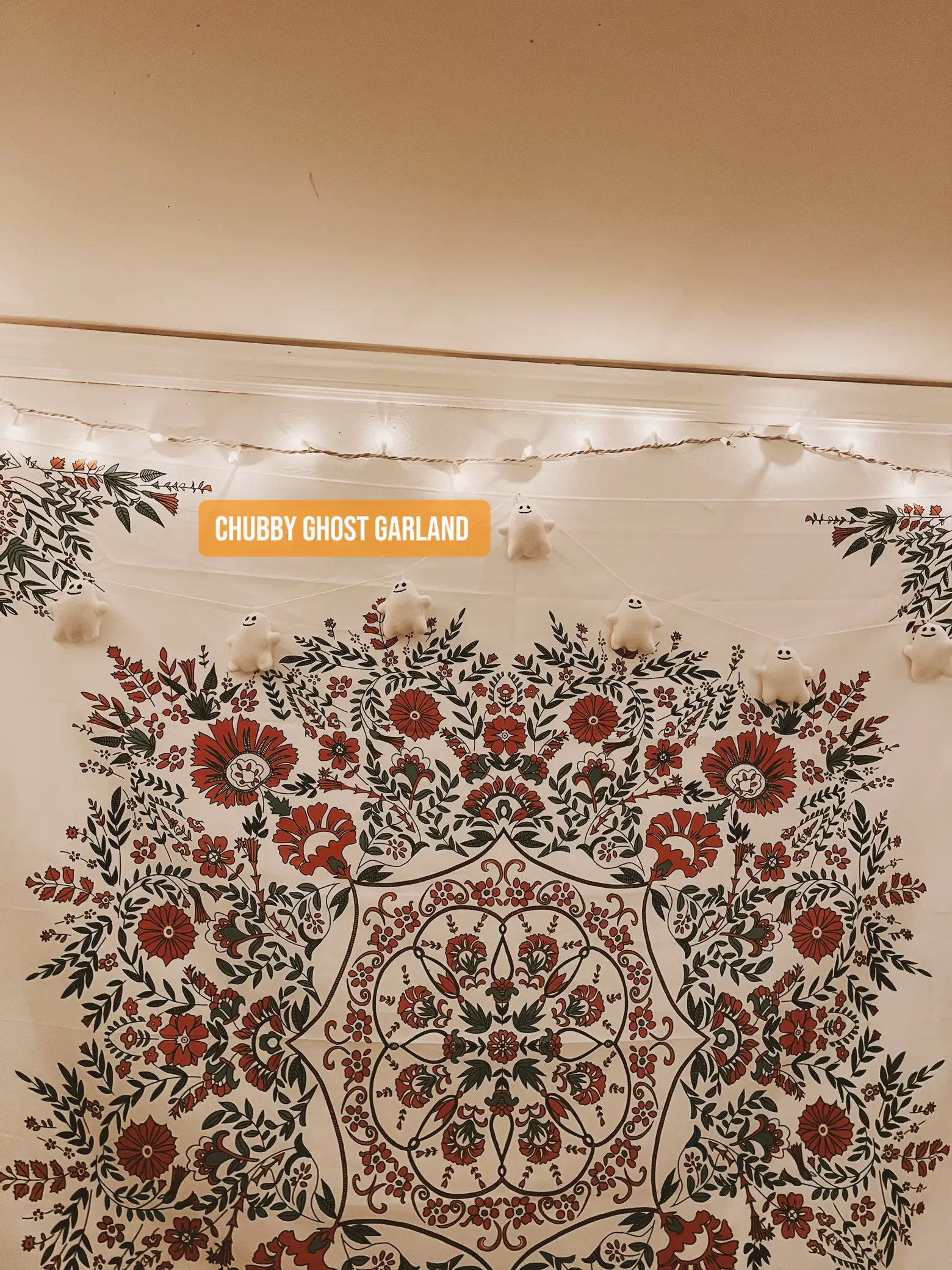 Lara Floral Tapestry
