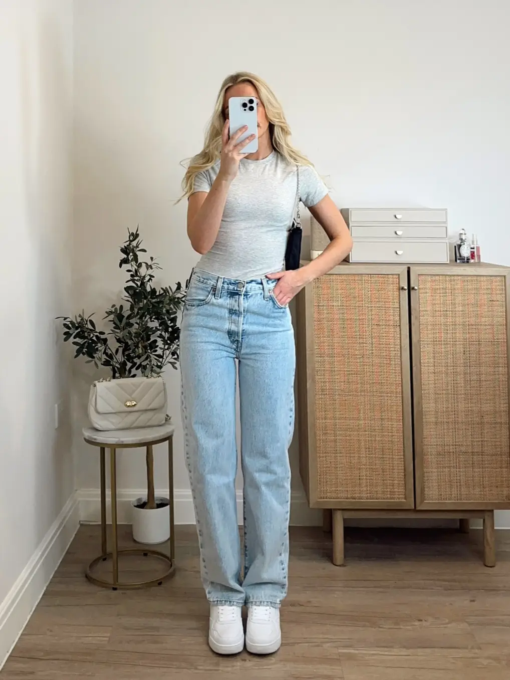 High waisted, flared cream Zara jeans Small stain - Depop
