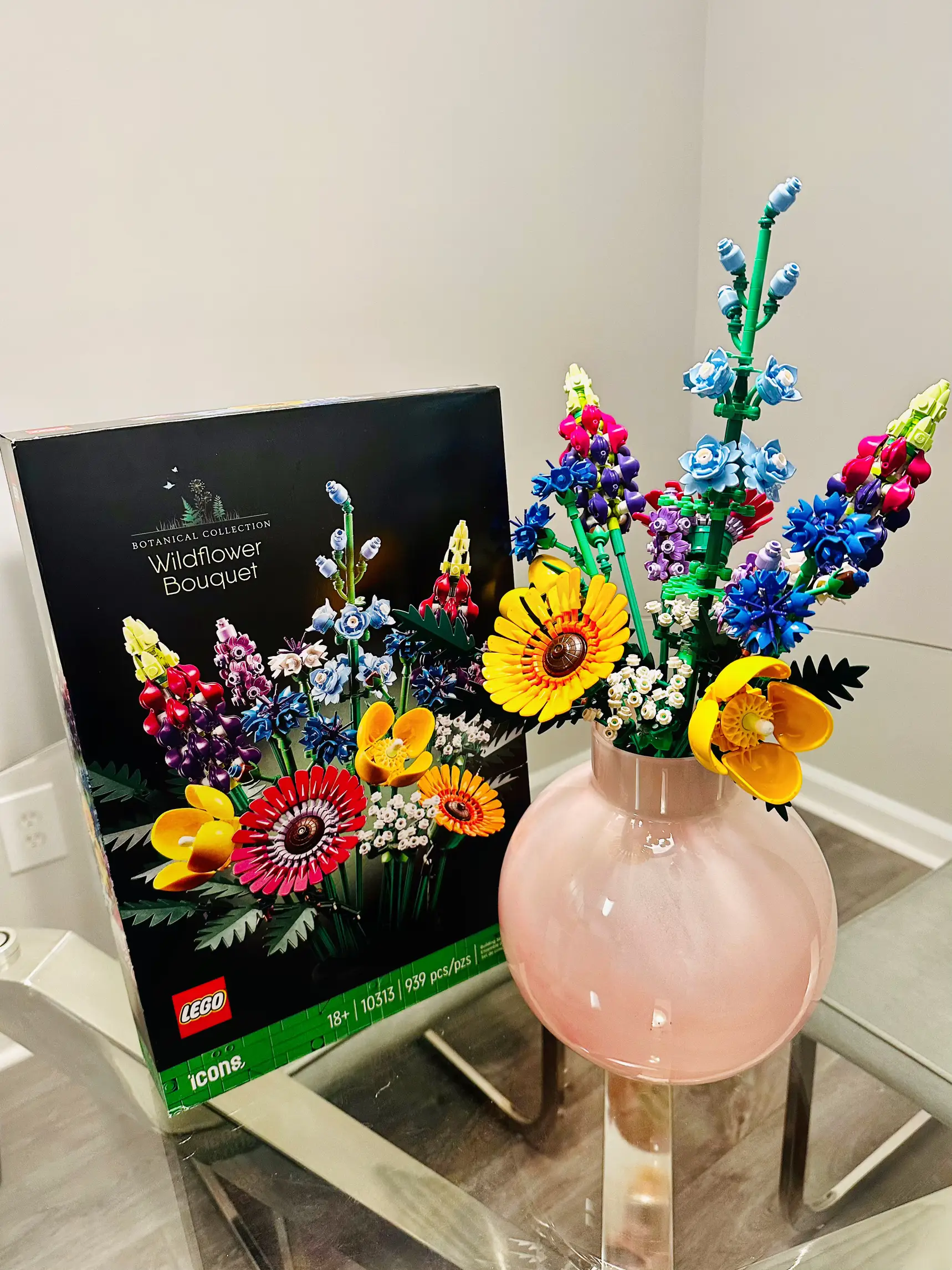My first Lego build: Botanical Flower Bouquet : r/lego