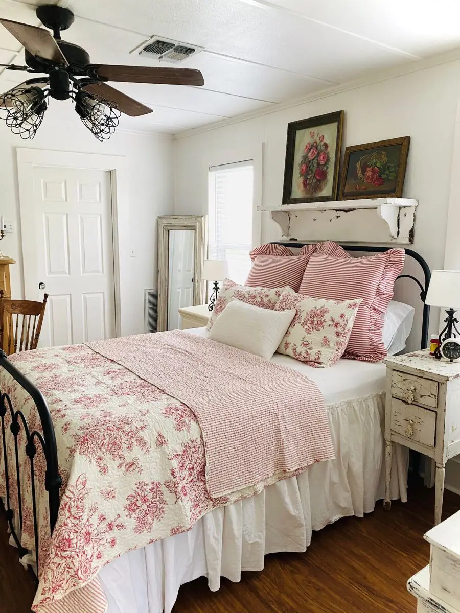 20 top Shabby Chic bedroom decor ideas in 2024
