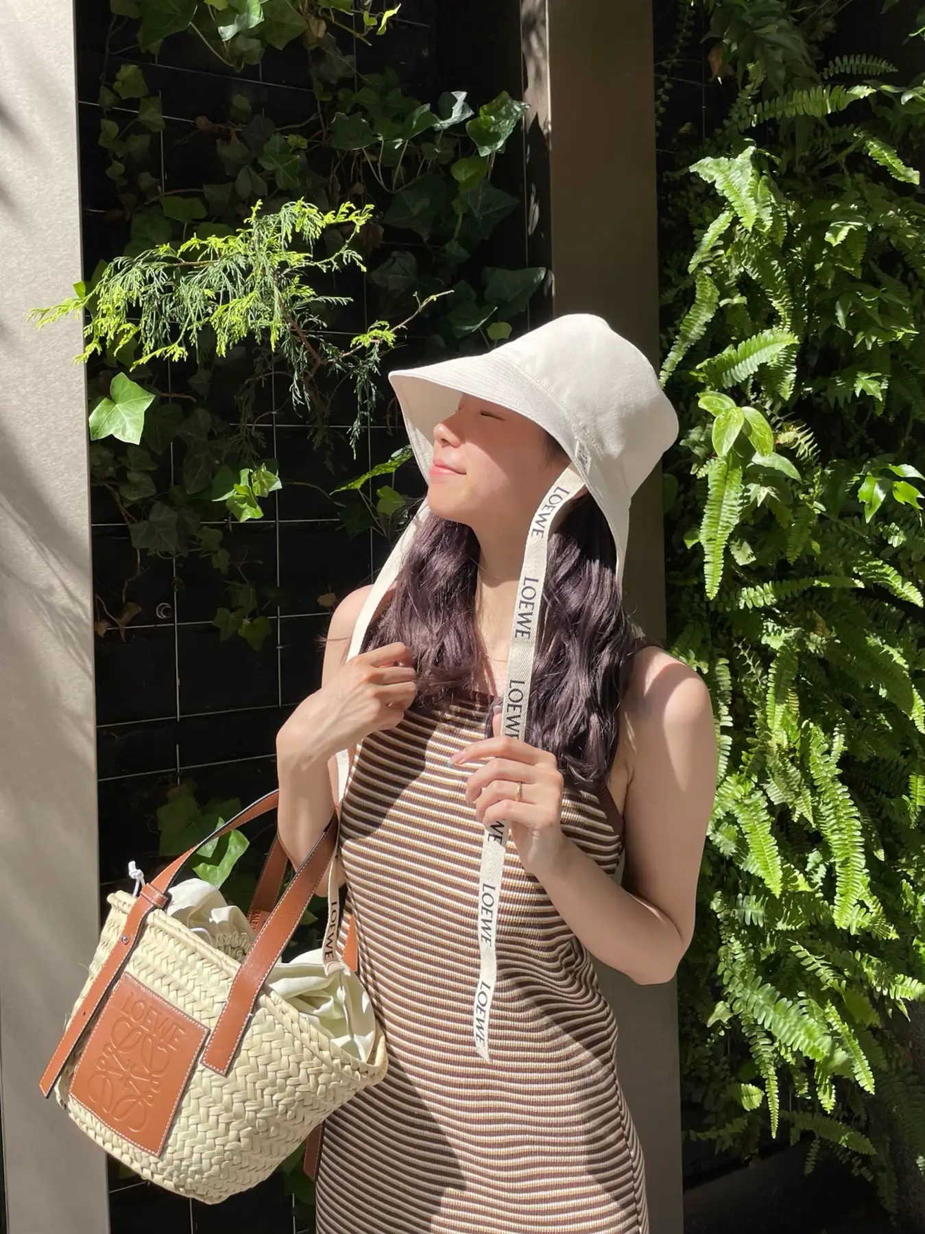 LOEWEのバケハが可愛すぎる👒💕 | Momoが投稿したフォトブック | Lemon8