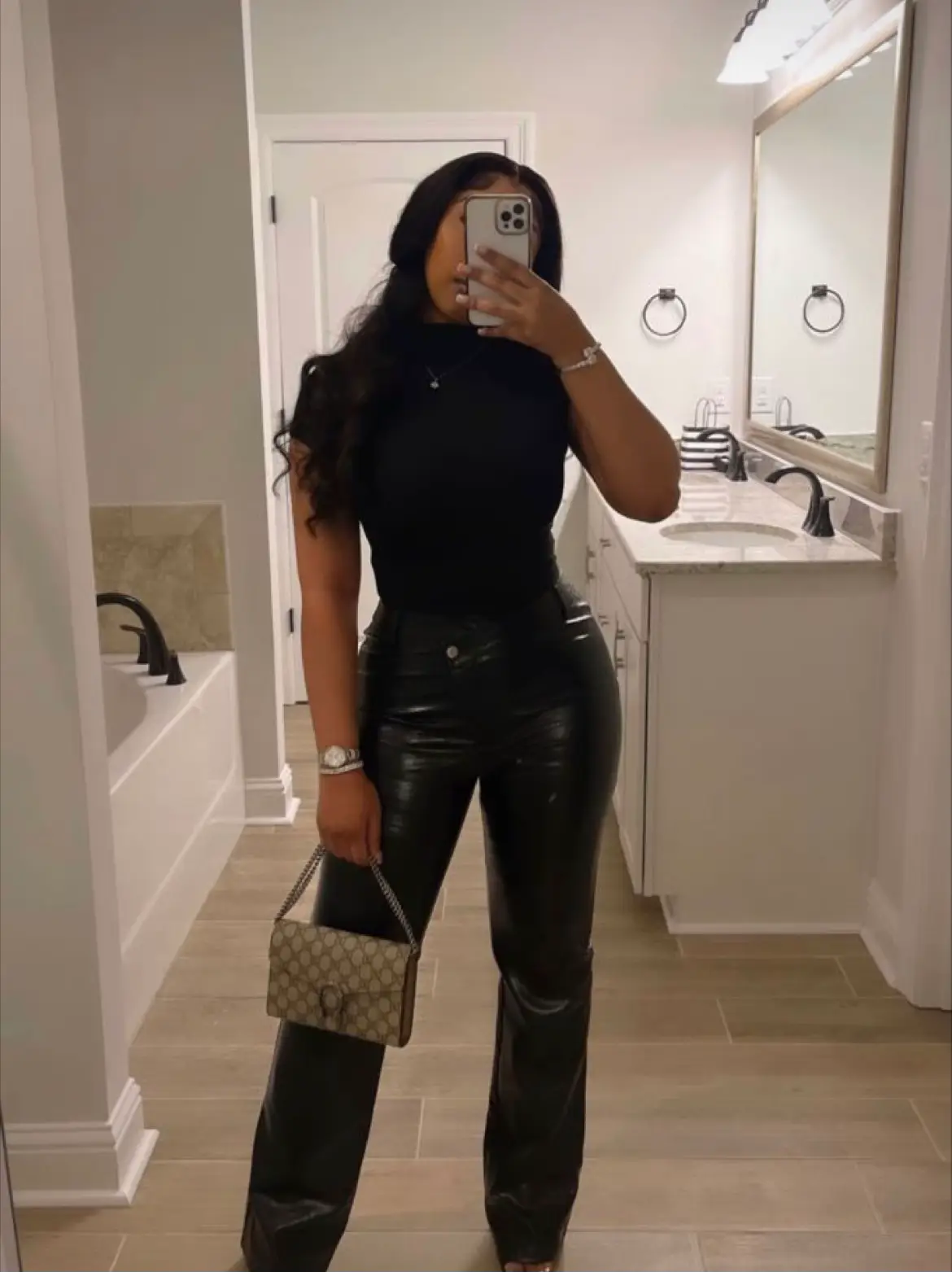 KAMO Women'Plus Size Black Faux Leather Cropped Pants Leather